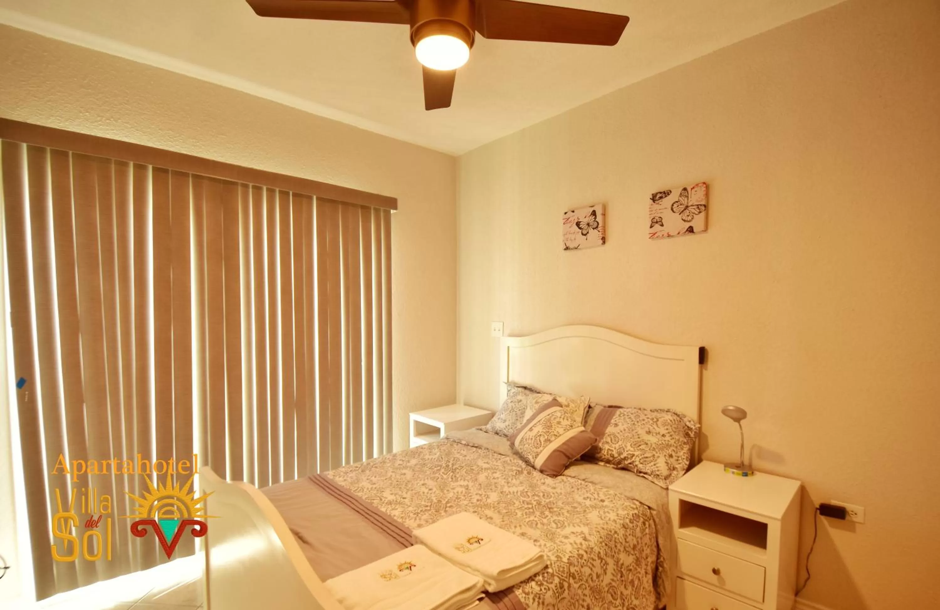 Bed in Villa Del Sol