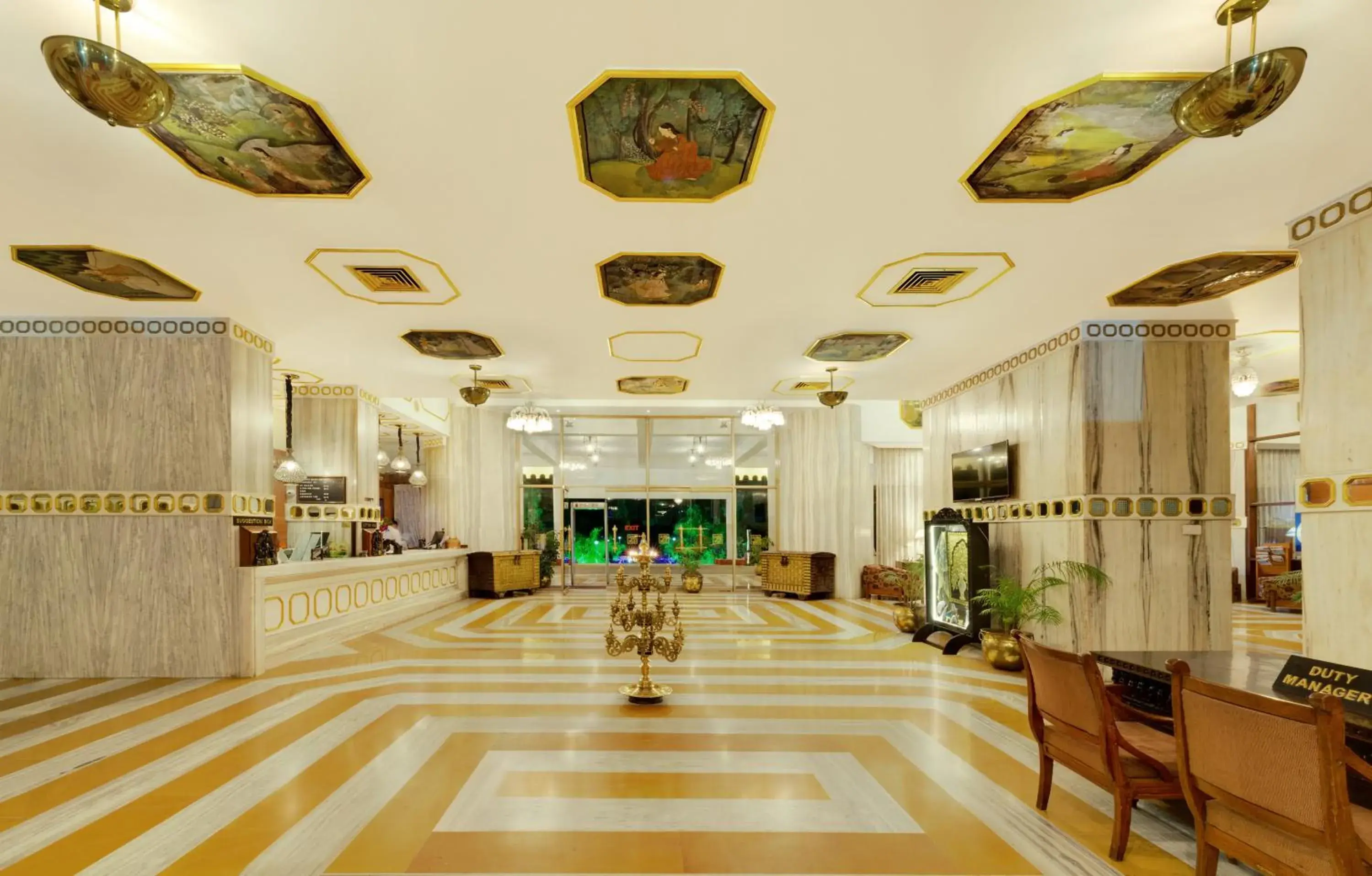 Lobby or reception in Ambassador Ajanta Hotel, Aurangabad Lobby or reception in Ambassador Ajanta Hotel, Aurangabad
