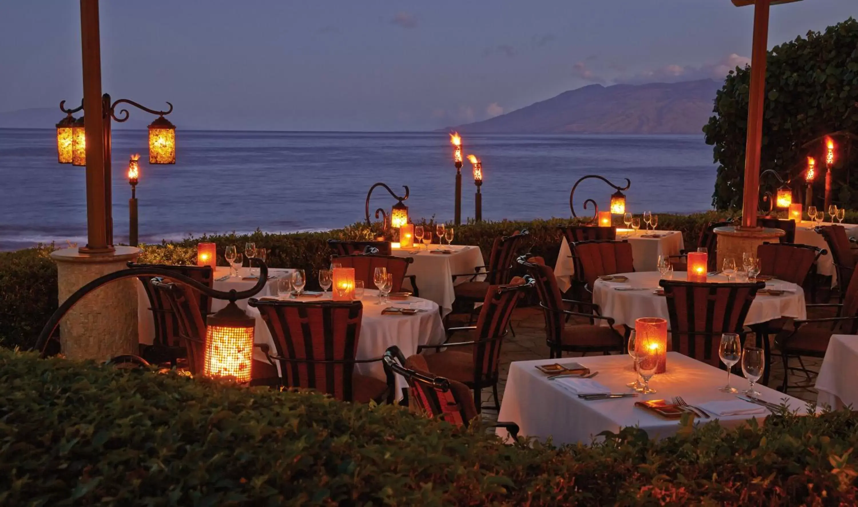 Balcony/Terrace, Restaurant/Places to Eat in Four Seasons Resort Maui at Wailea