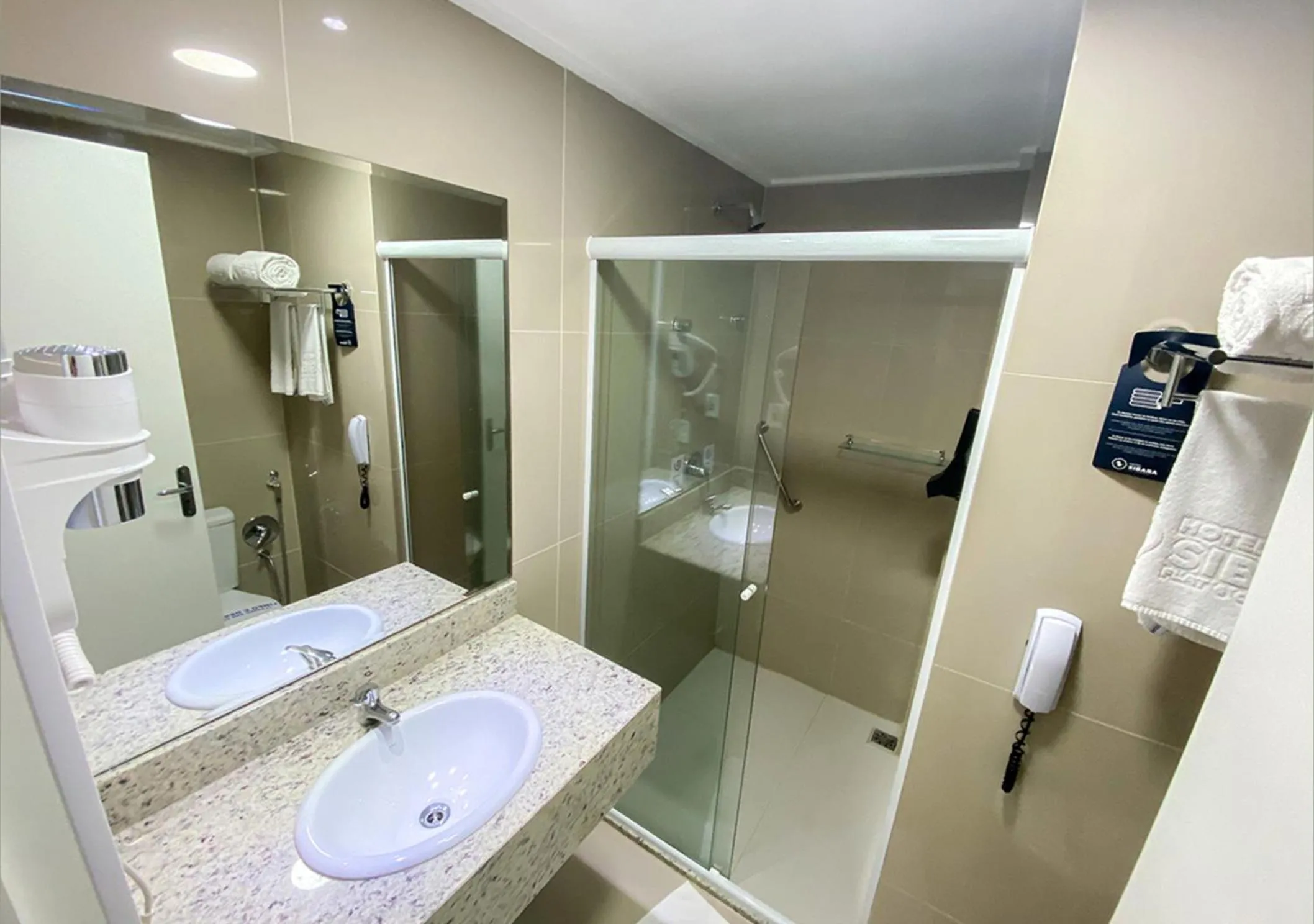 Bathroom in Hotel Sibara SPA & Convenções