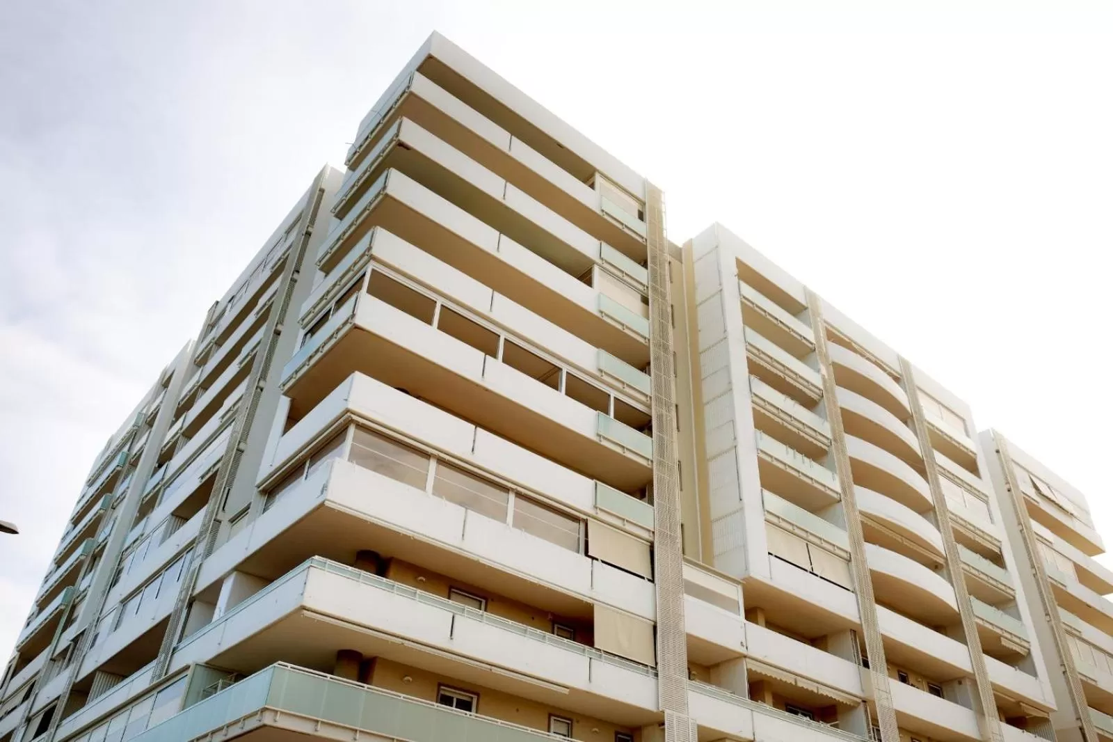 Property building in AIRPORT BARi DELUXE