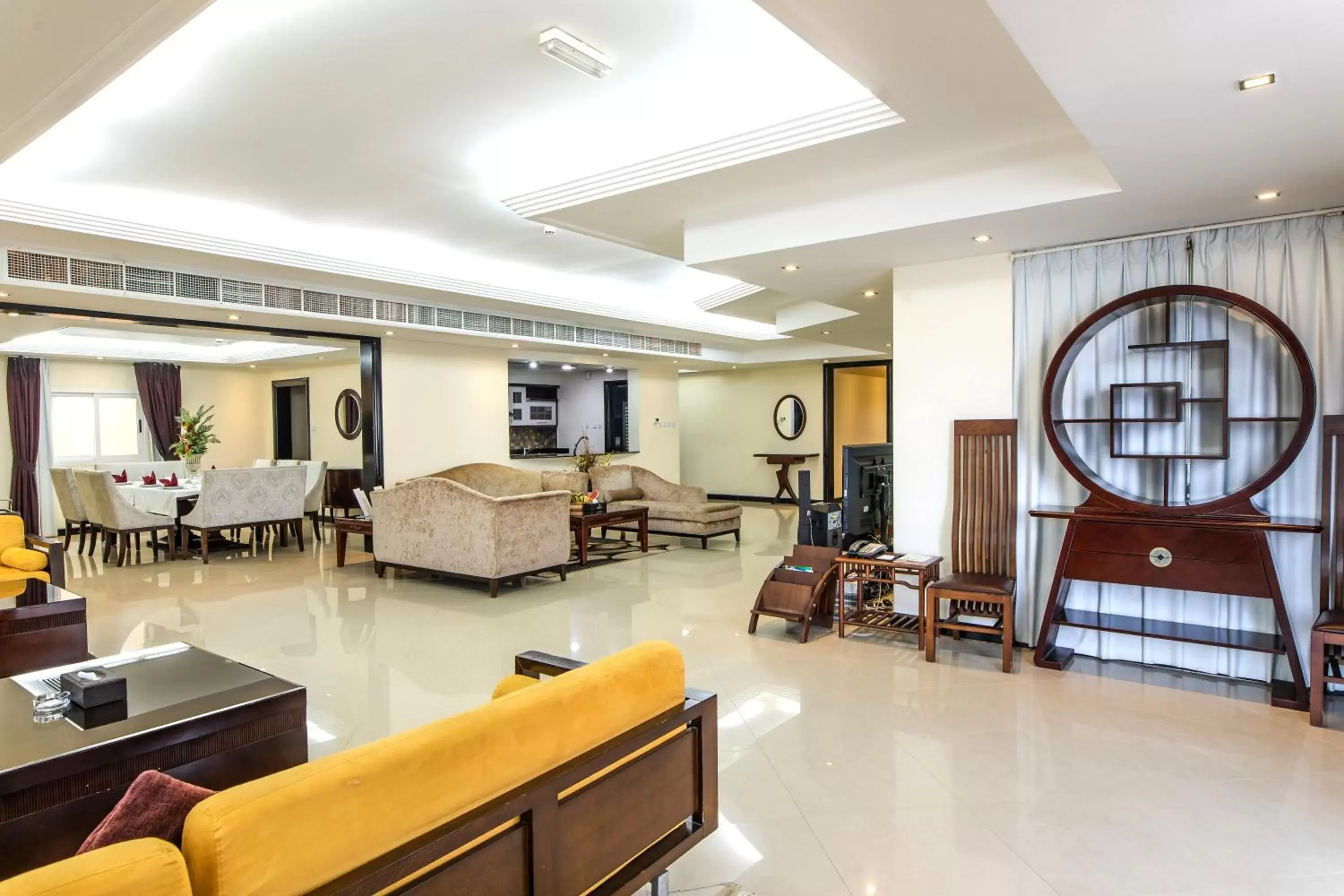 Living room, Seating Area in Royal Beach Hotel & Resort