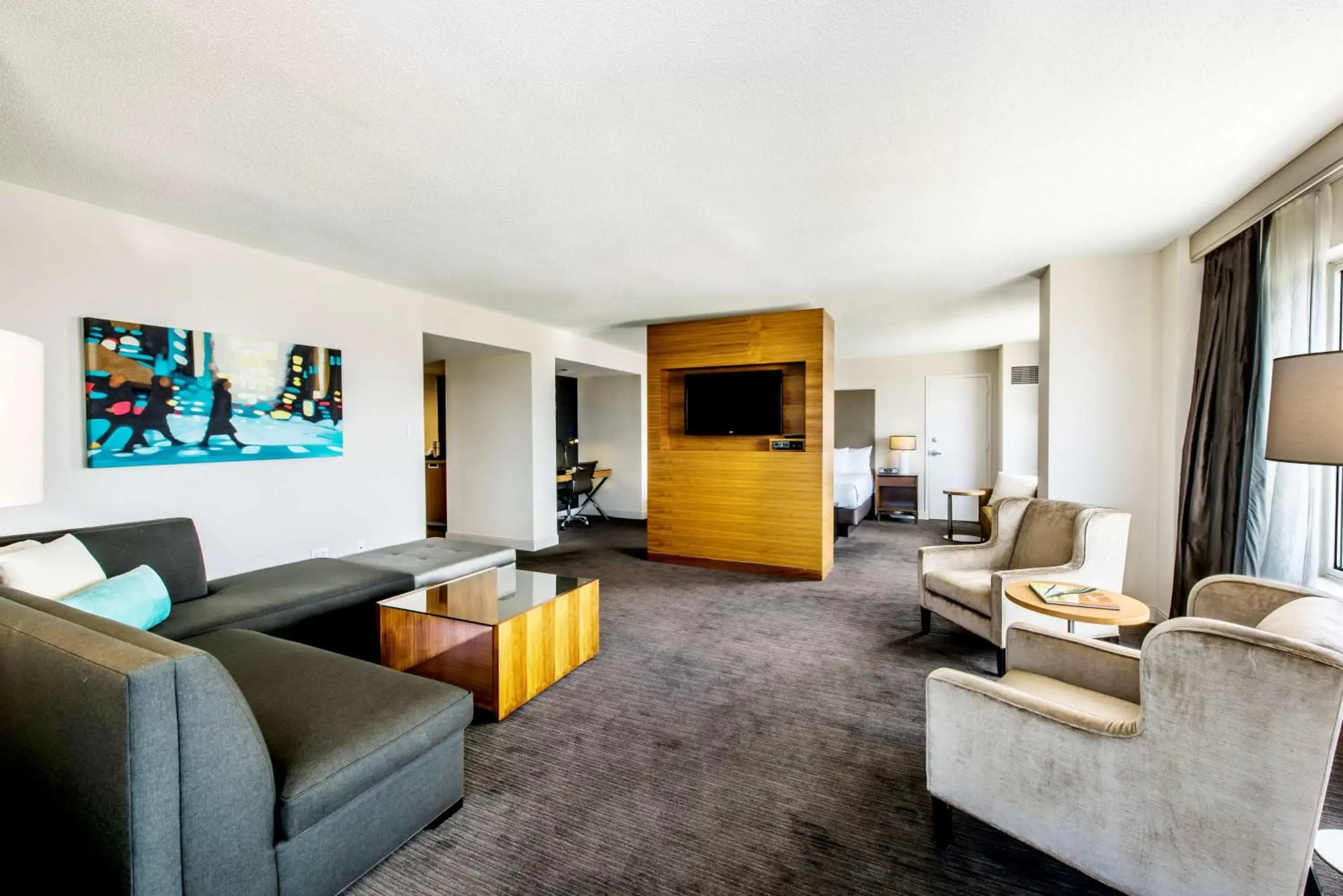 Bedroom, Seating Area in Hyatt Regency McCormick Place