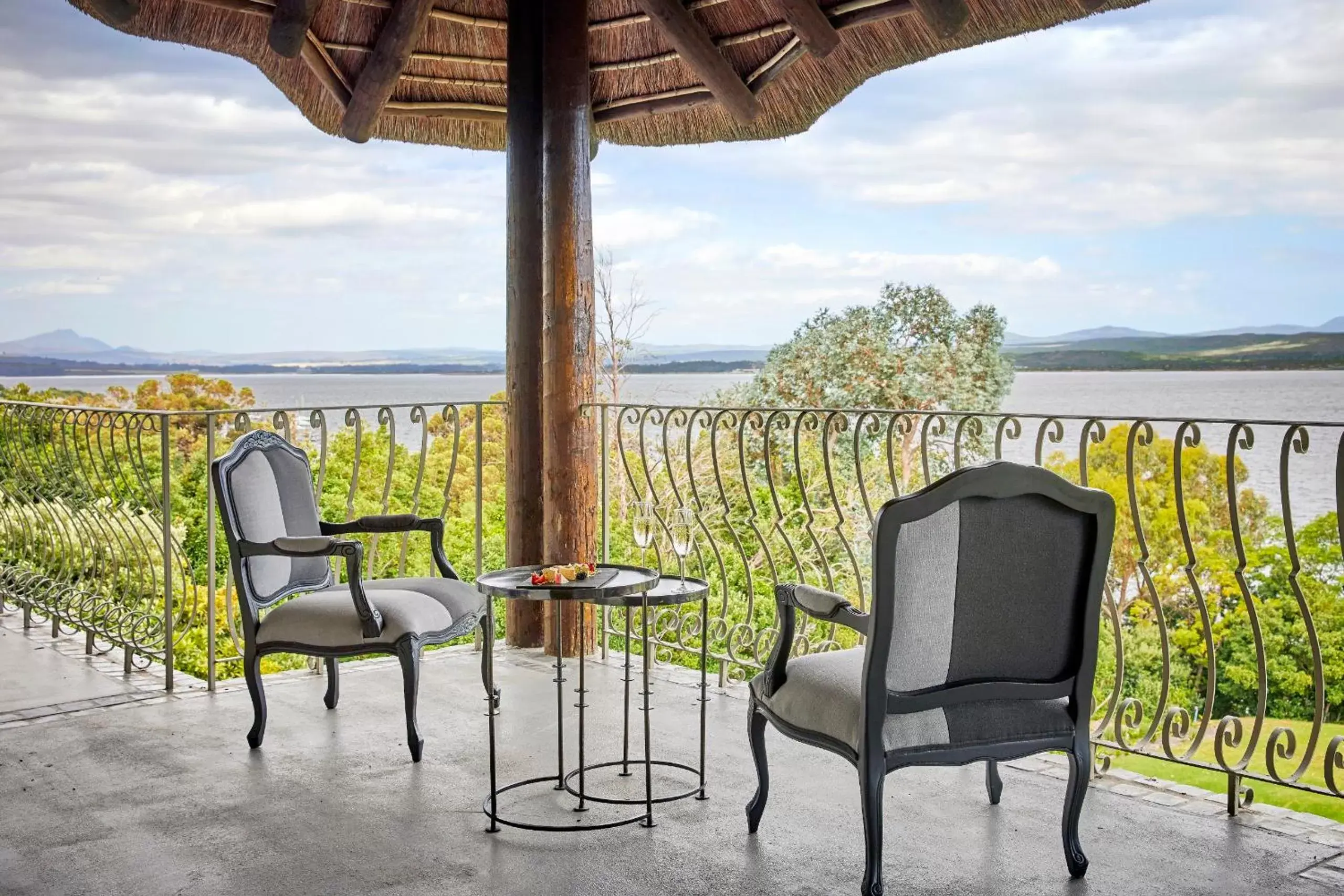 Patio in The Thatch House Hermanus