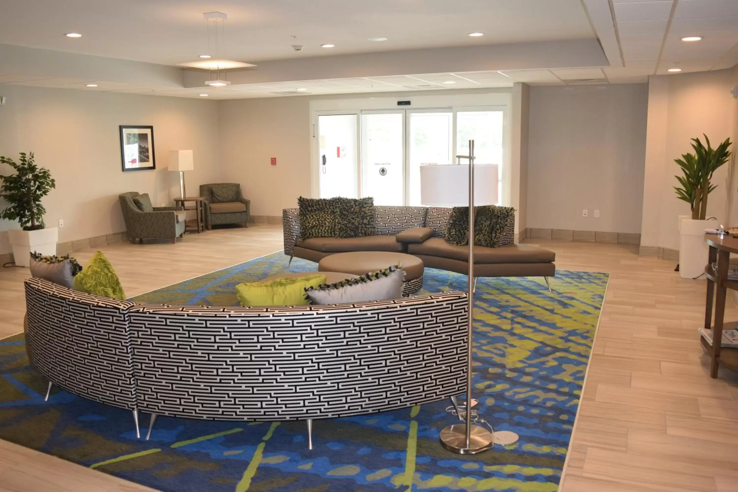 Property building in Candlewood Suites - Nashville Metro Center, an IHG Hotel