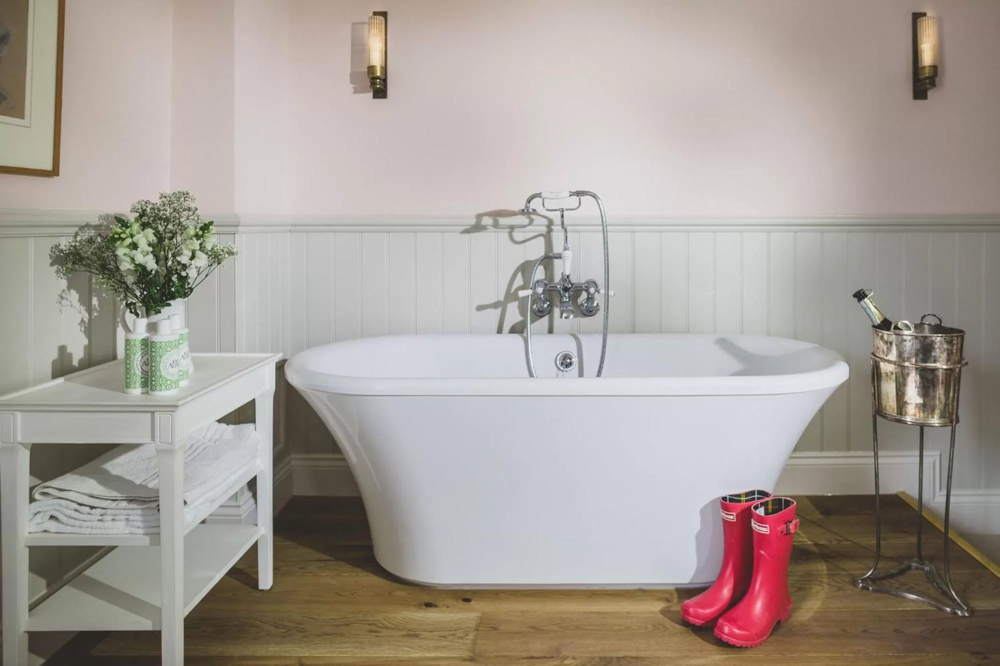 Bathroom in The Clive Arms