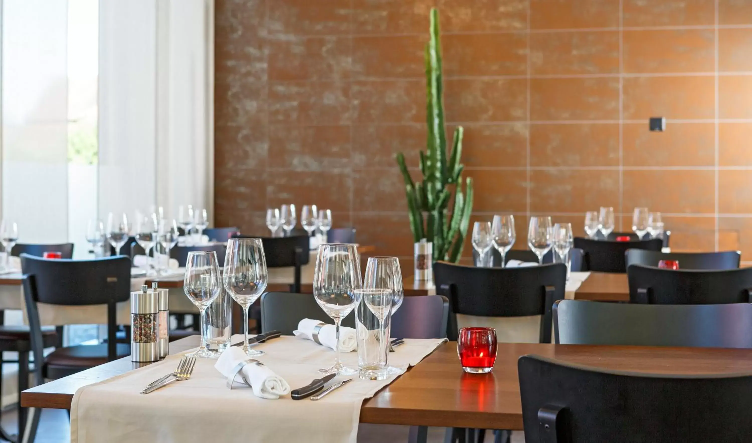 Restaurant/Places to Eat in Villmergen Swiss Quality Hotel