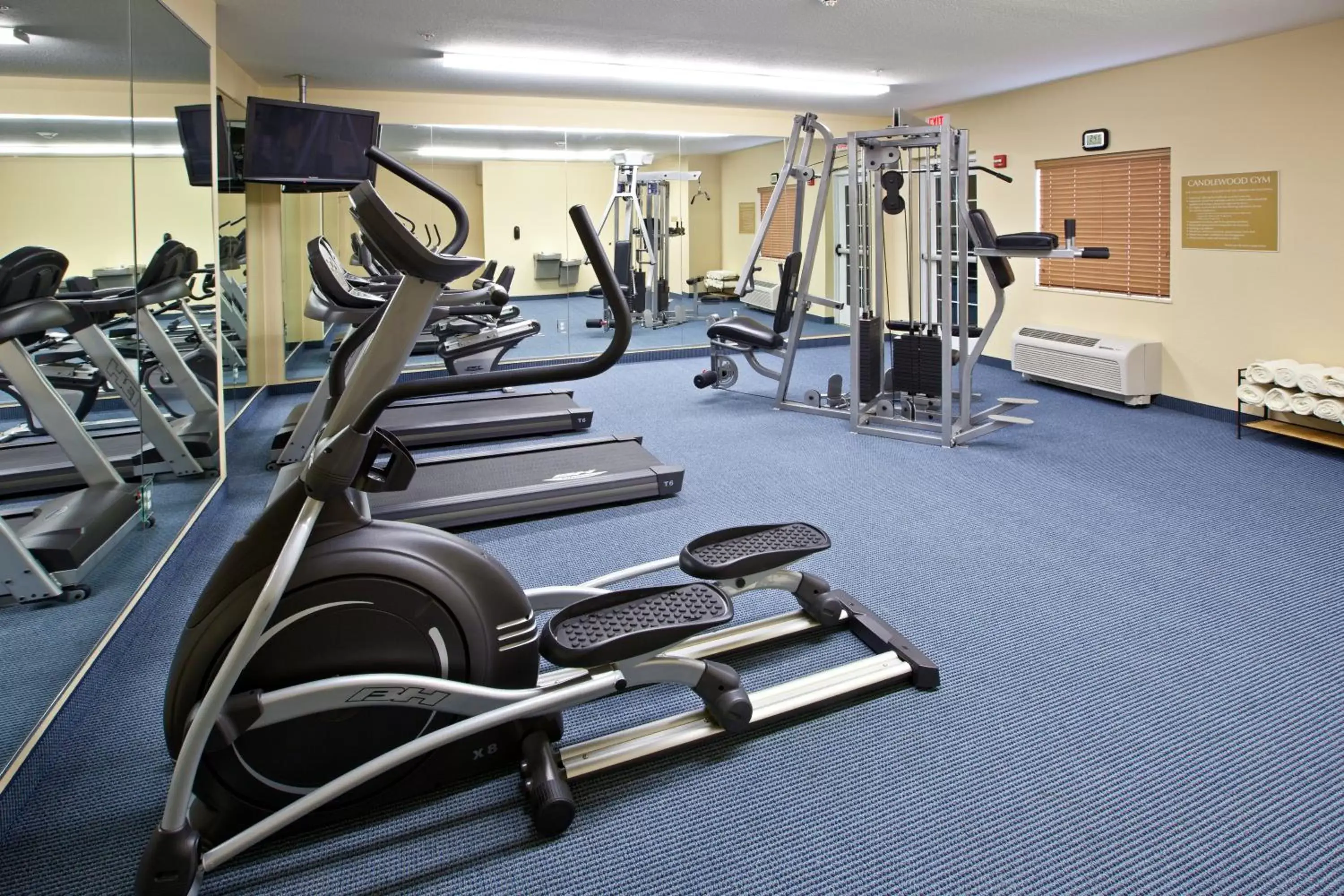 Fitness centre/facilities, Fitness Center/Facilities in Candlewood Suites Indianapolis East, an IHG Hotel