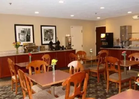 Restaurant/Places to Eat in Comfort Inn