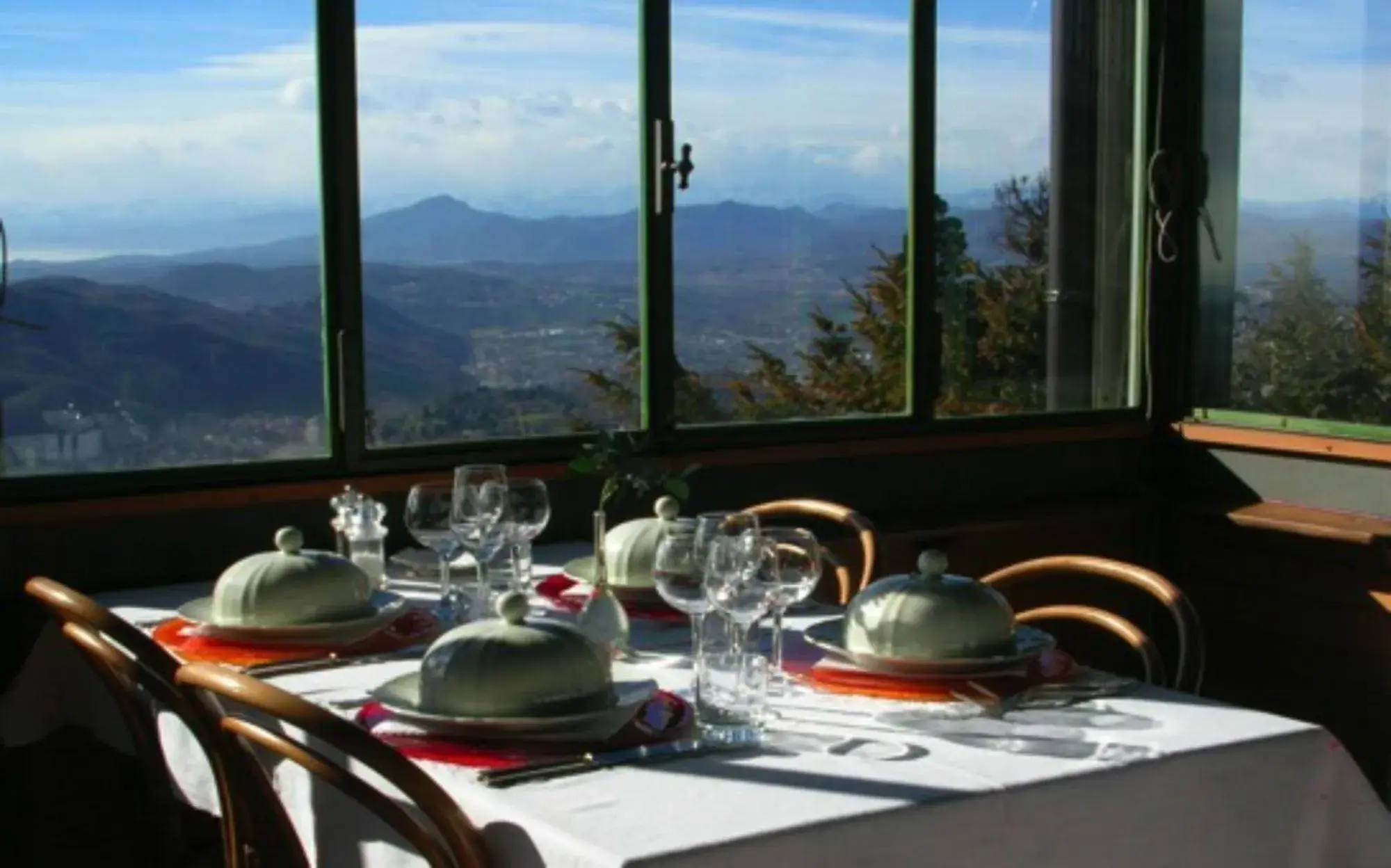 Restaurant/Places to Eat in Bellavista Boutique Hotel