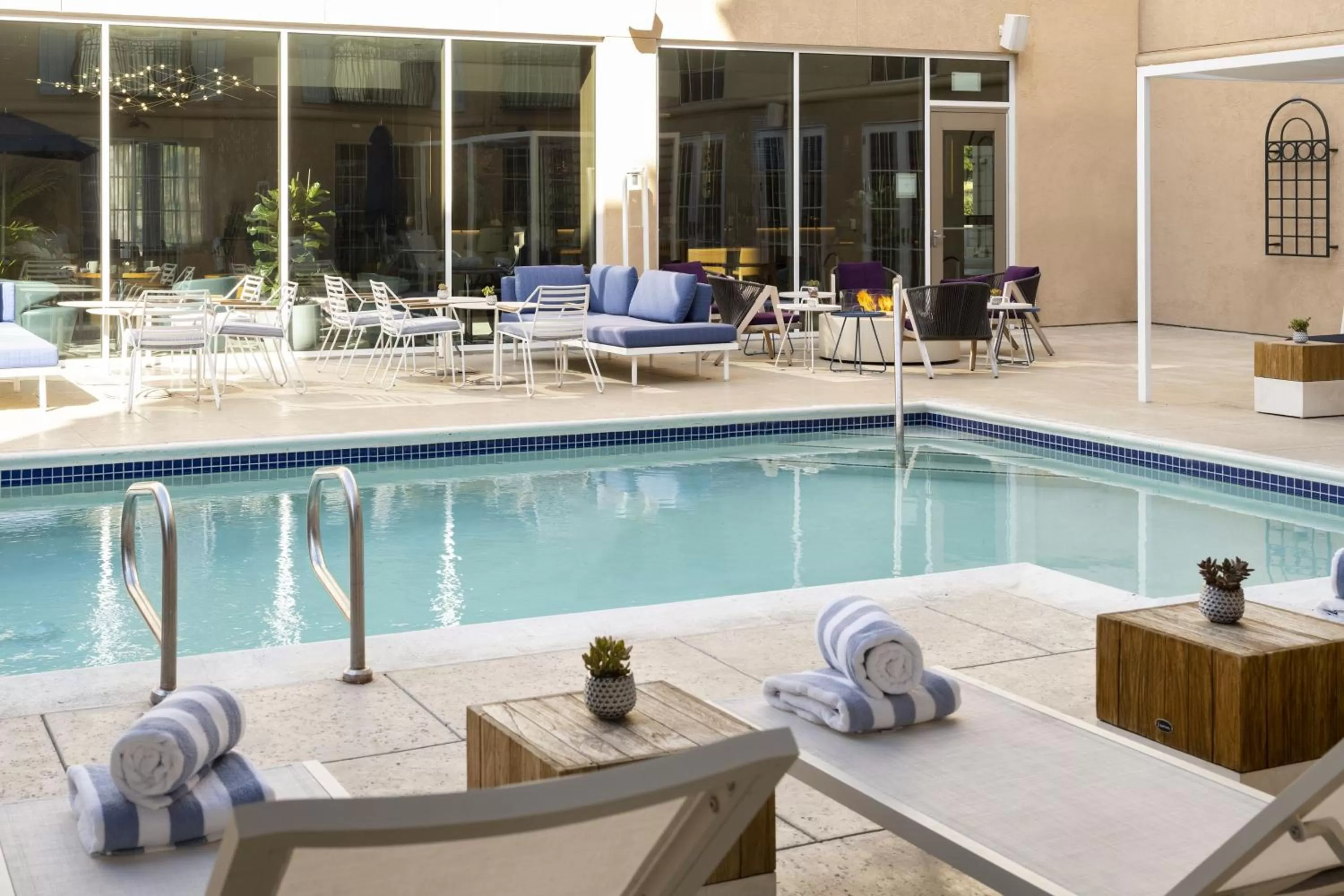 Swimming pool in The Westin Palo Alto