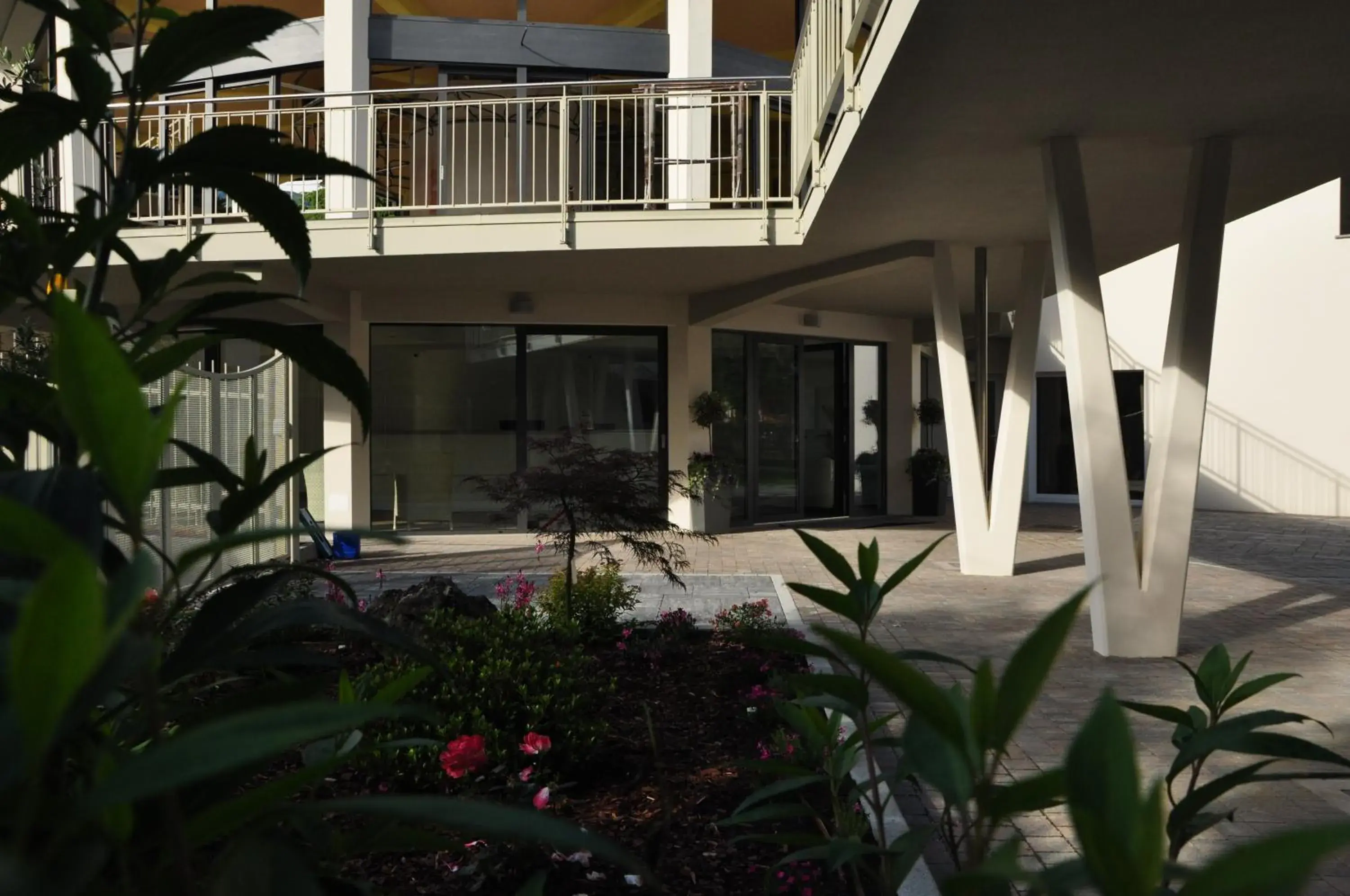 Garden view, Patio/Outdoor Area in Hotel Vischi