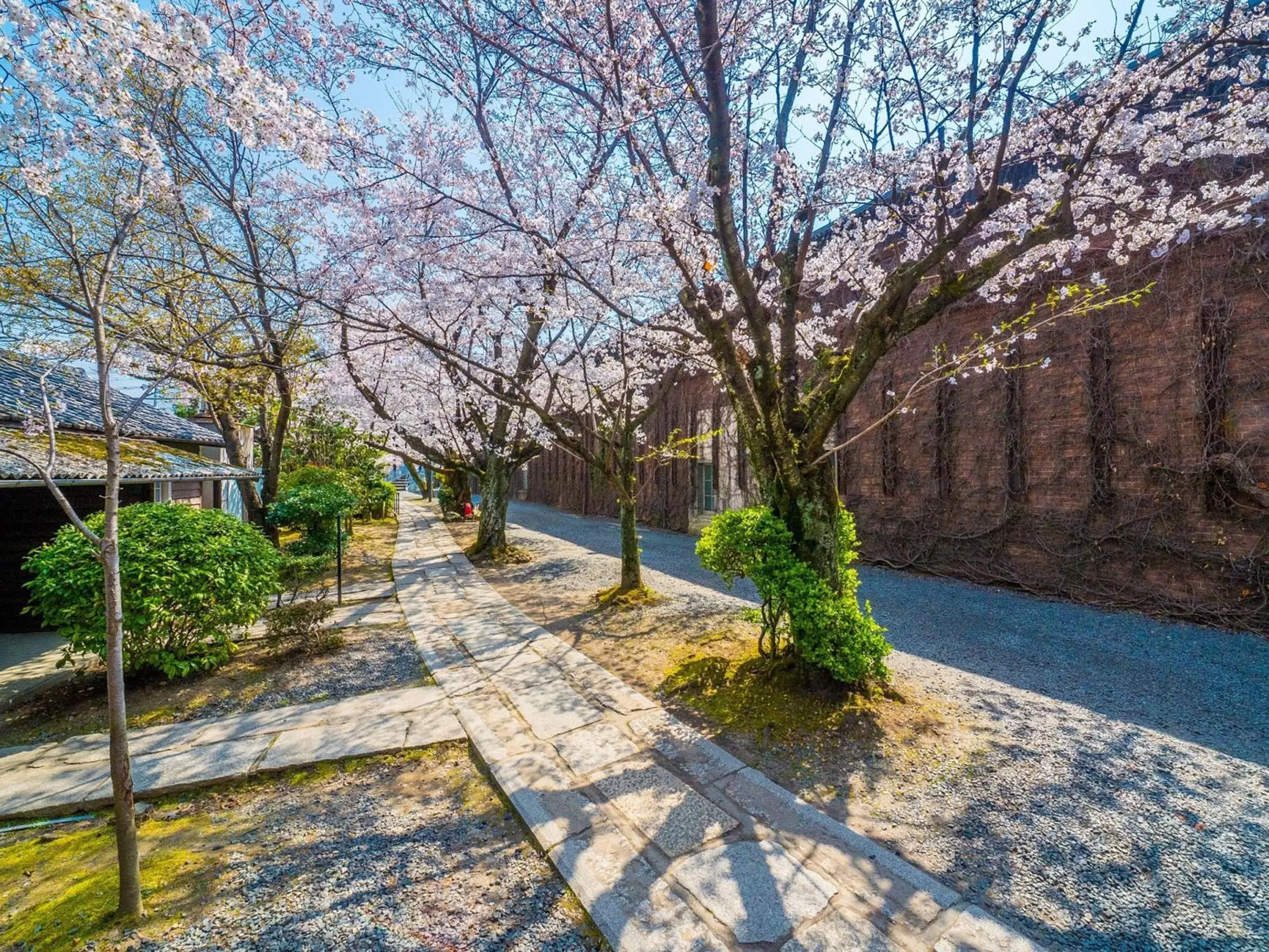 Property building in Kurashiki Ivy Square