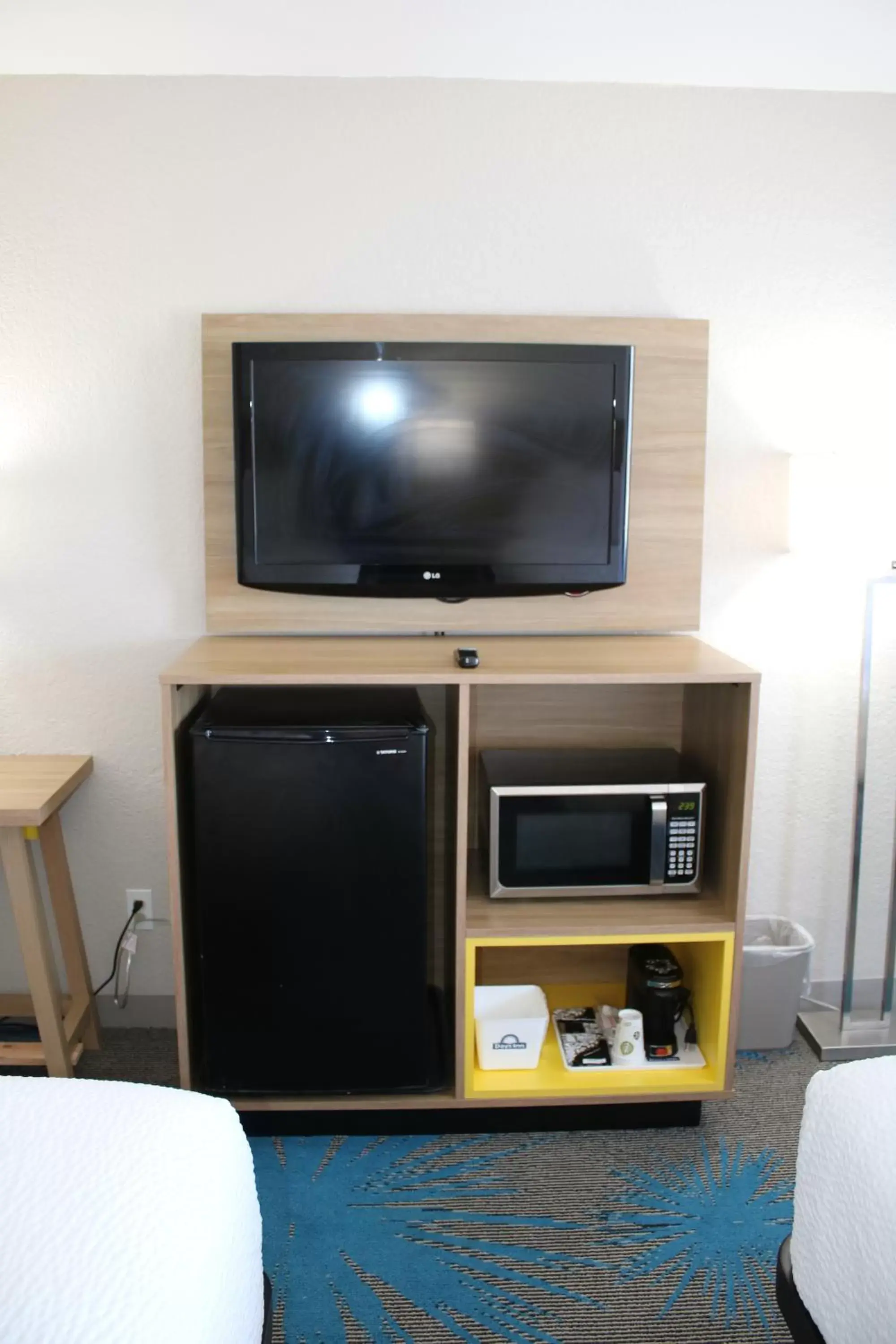 TV and multimedia, TV/Entertainment Center in Days Inn by Wyndham Waco University Area