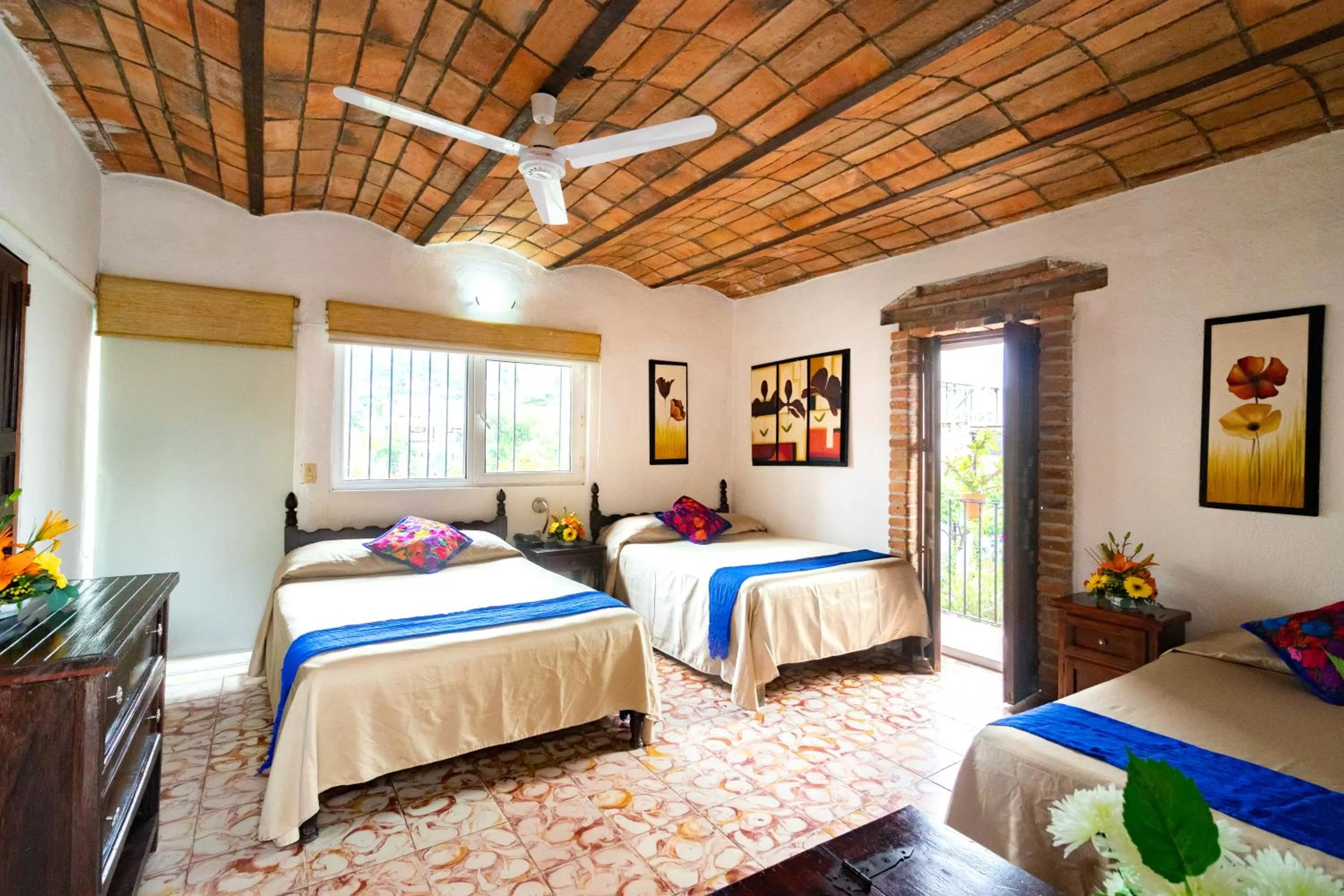 Bed in Hotel Posada De Roger - Near Los Muertos Beach