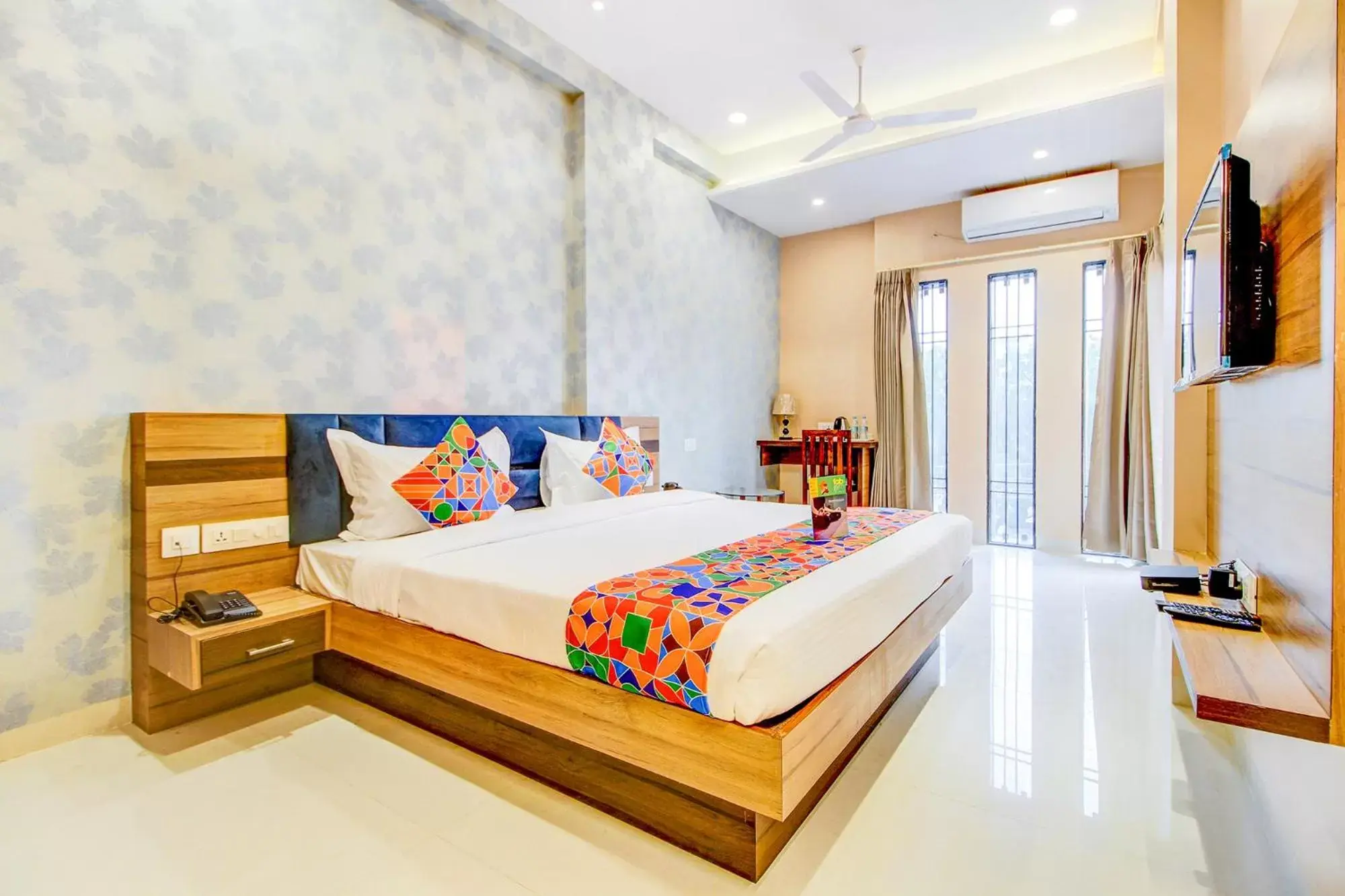 Bedroom, Bed in FabHotel 7th Crossing Malviya Nagar Bedroom, Bed in FabHotel 7th Crossing Malviya Nagar