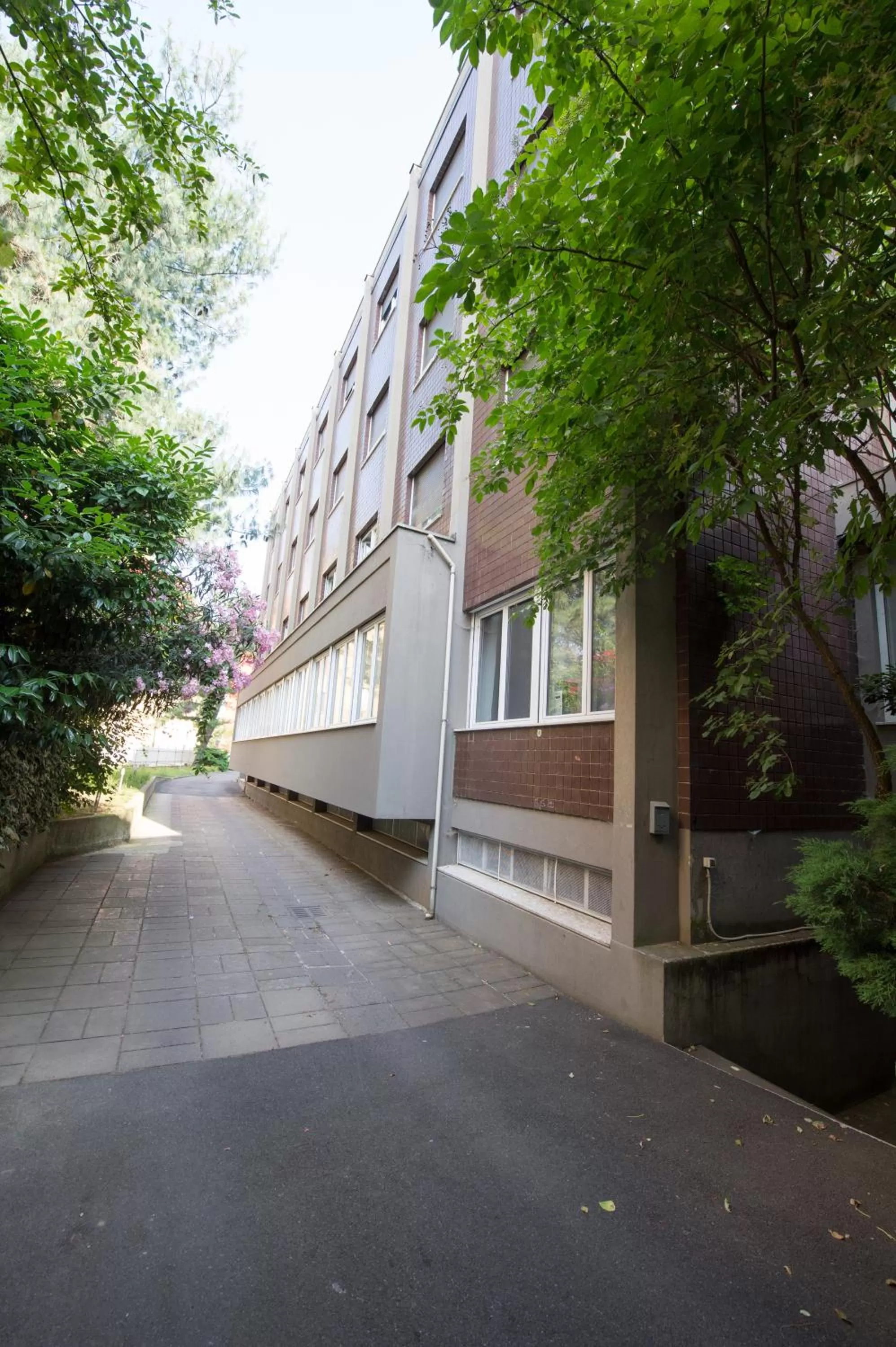 Facade/entrance in Residenza Cenisio