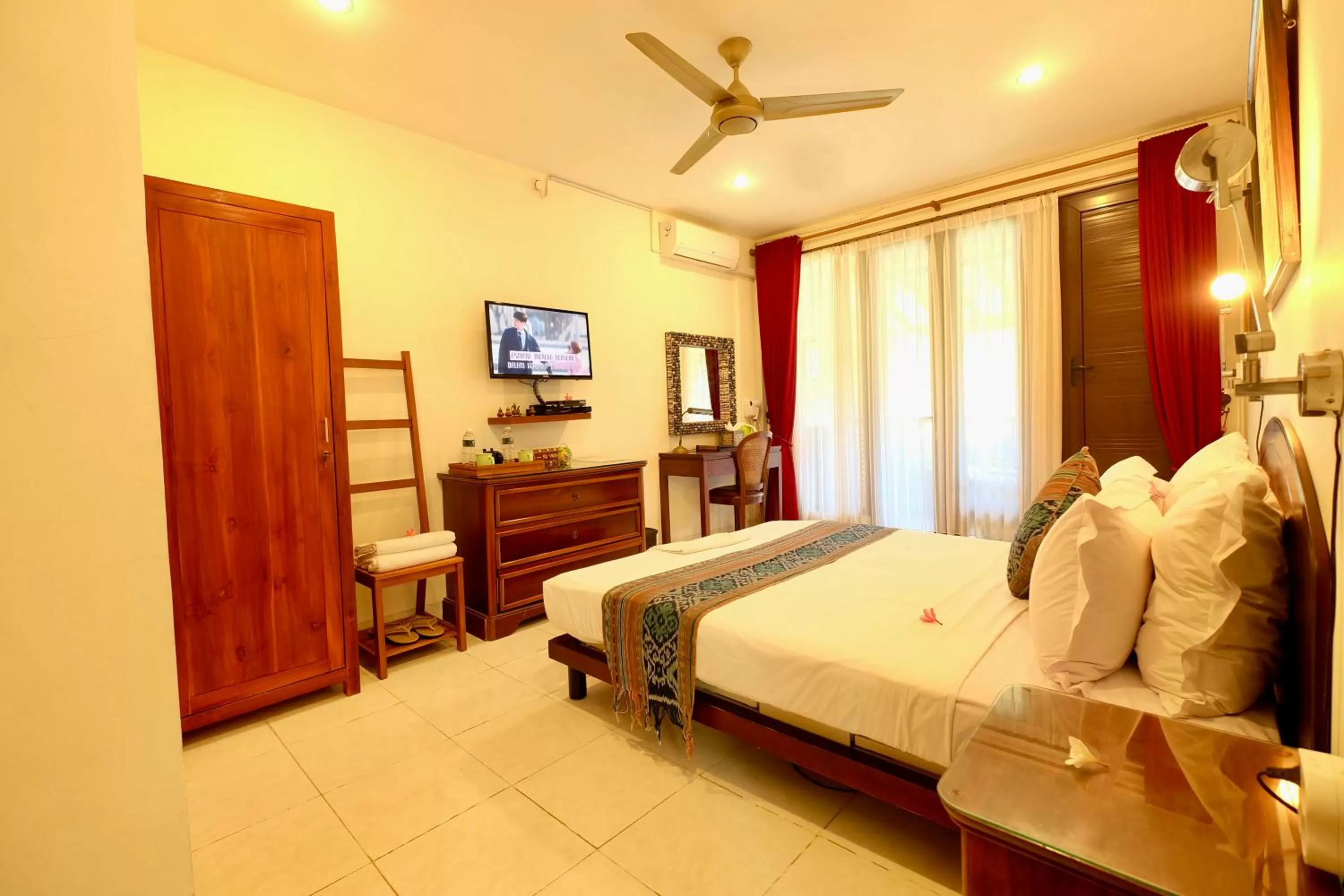 Photo of the whole room, Bed in Manzelejepun Villa & Pavilion