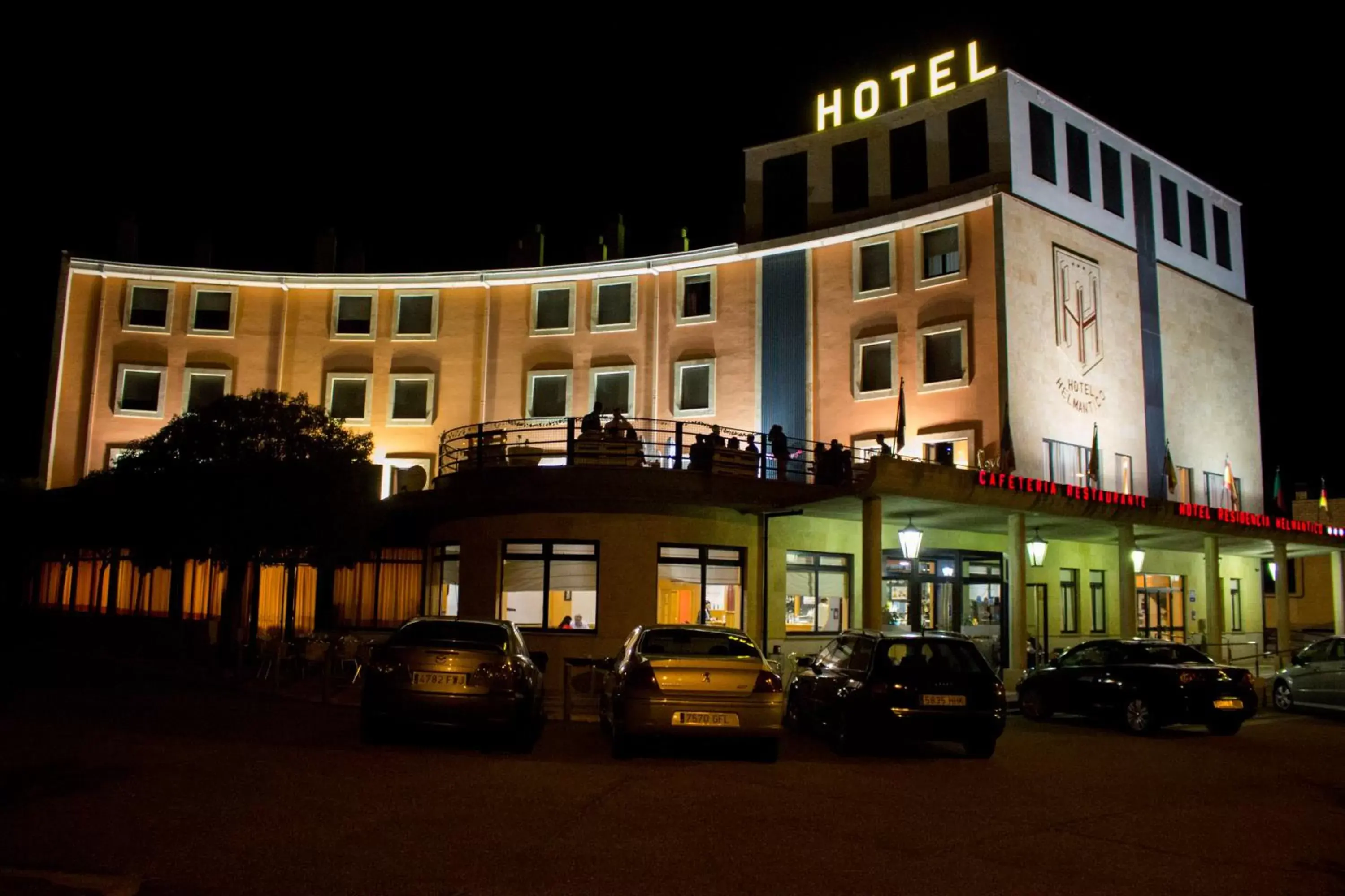 Property Building in Hotel Helmántico