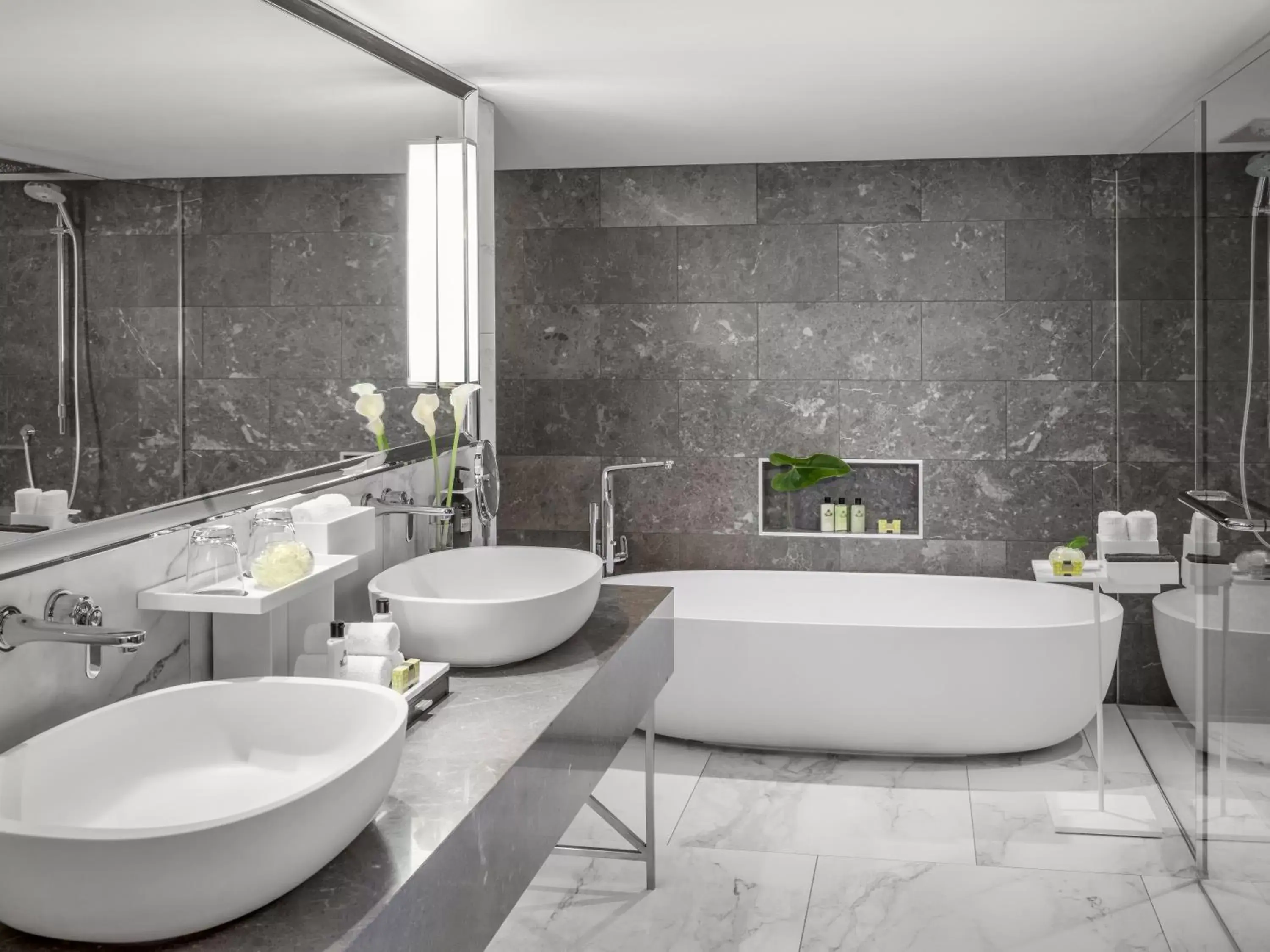 Bathroom in InterContinental Wellington by IHG Bathroom in InterContinental Wellington by IHG