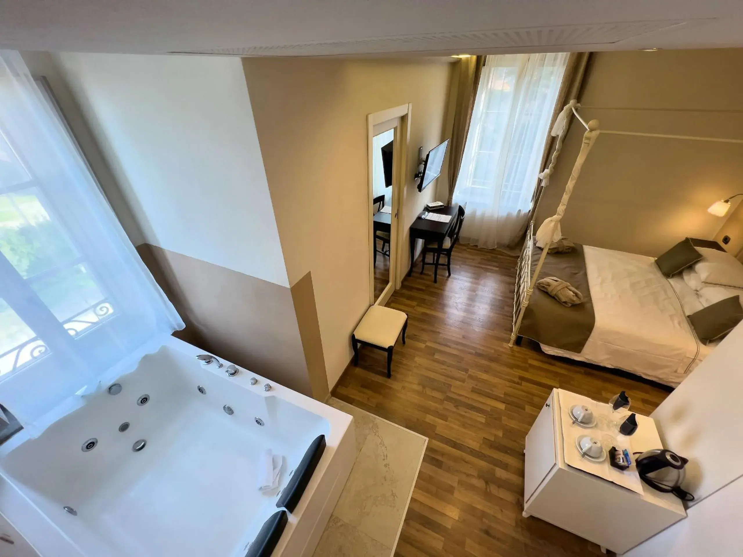 Bed in Grand Hotel Impero Spa & Resort