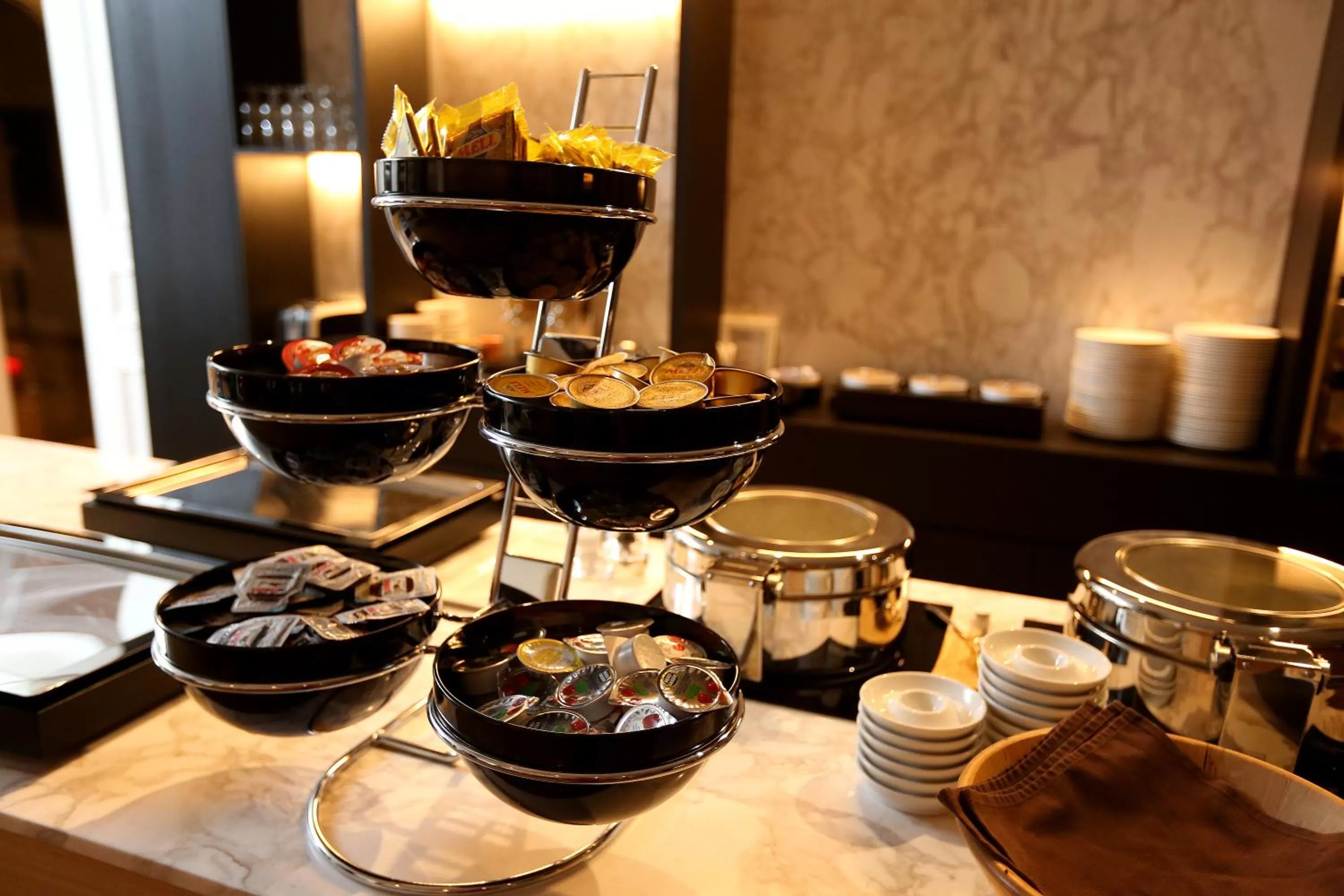 Buffet breakfast in Hotel Acacia