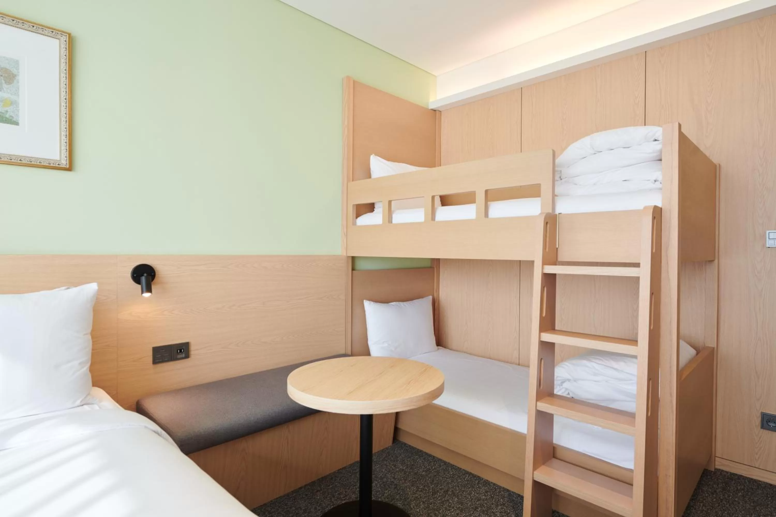 bunk bed, Bed in Nine Tree by Parnas Seoul Pangyo