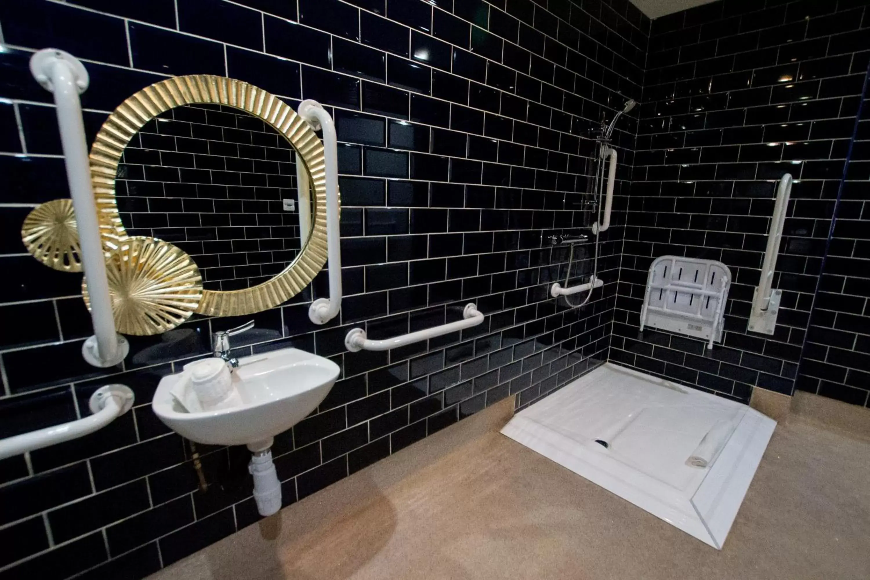 Bathroom in The Dixie Dean Hotel