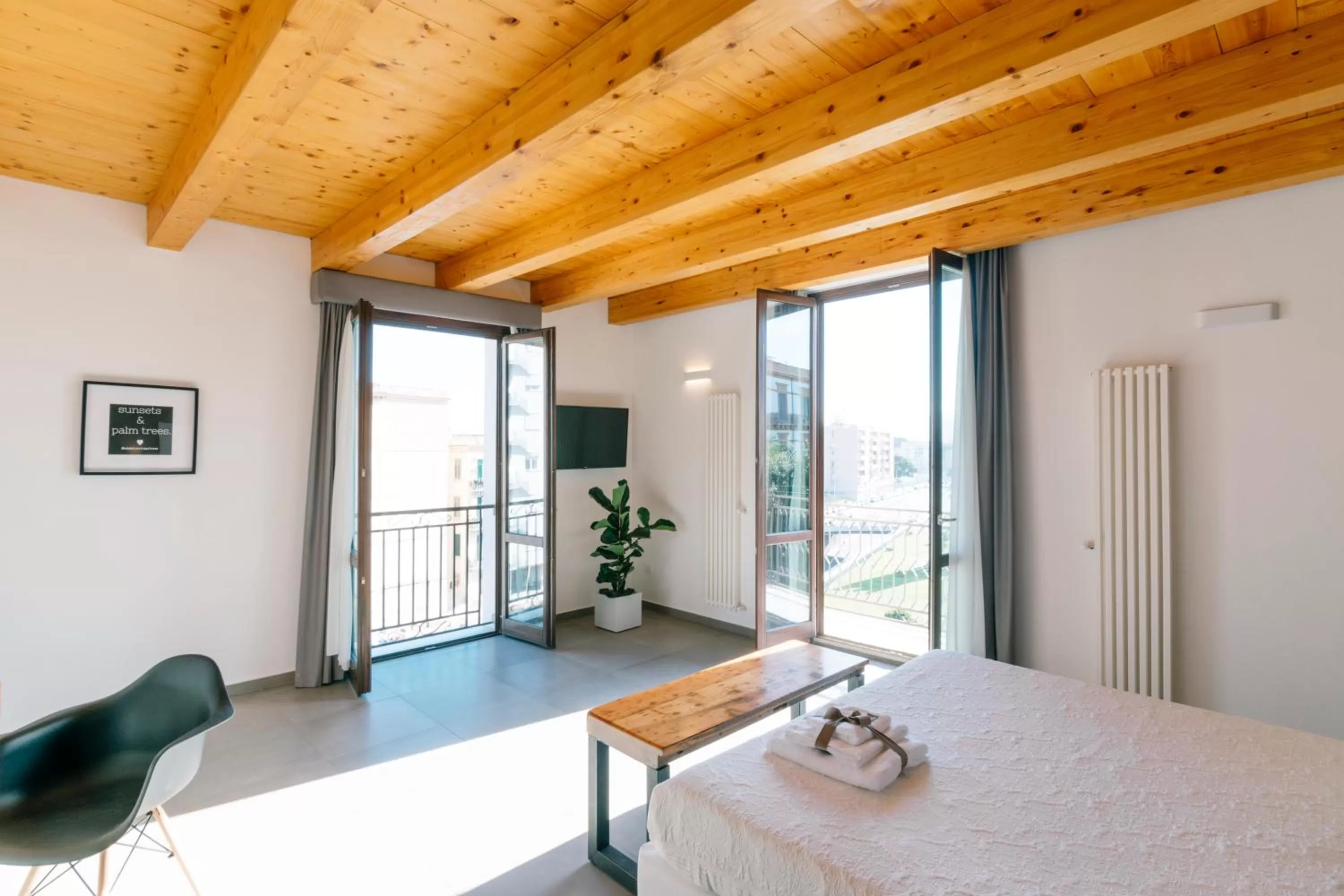 Photo of the whole room, Bed in Boutique BnB Dolcevita