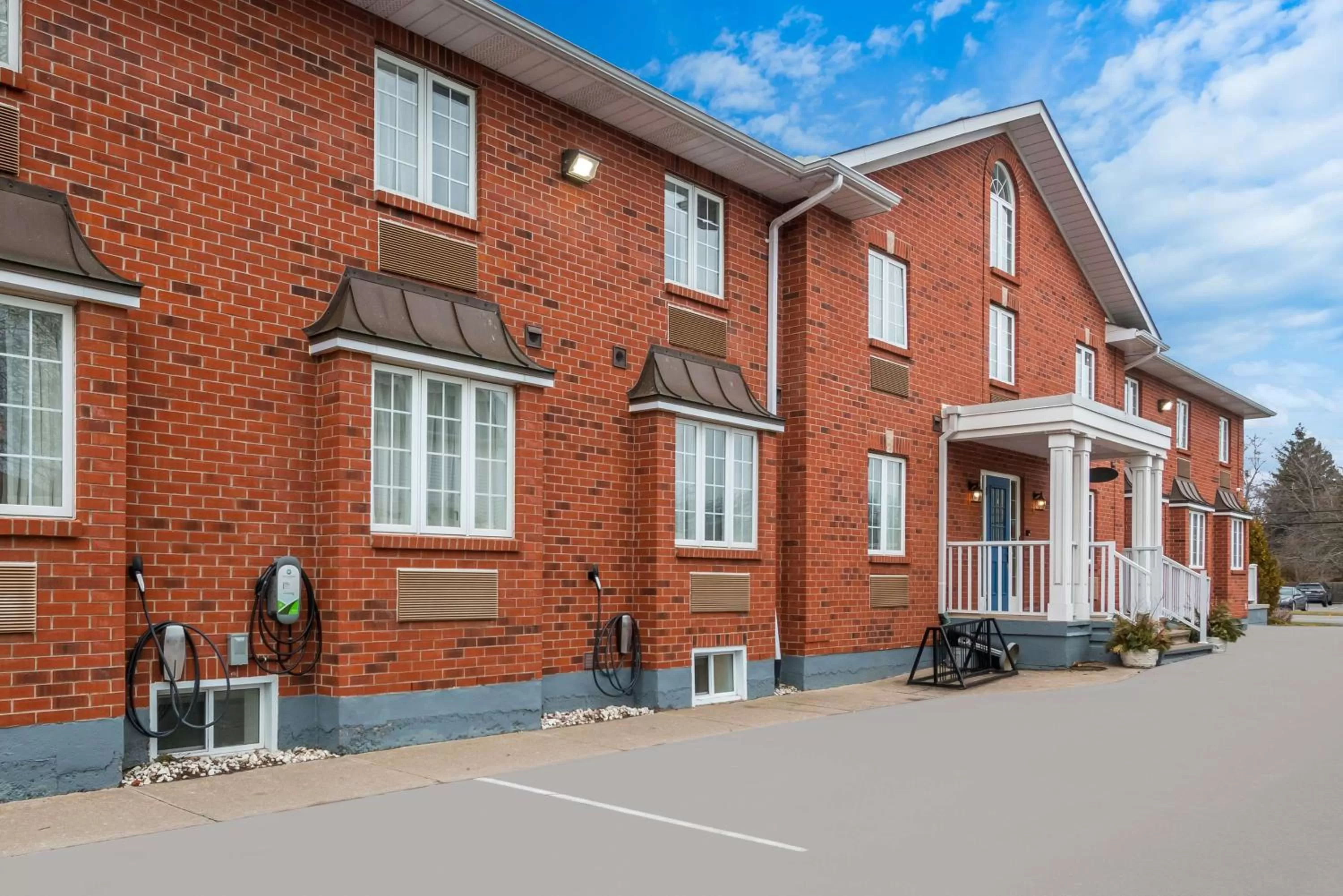 Property building in Best Western Colonel Butler Inn