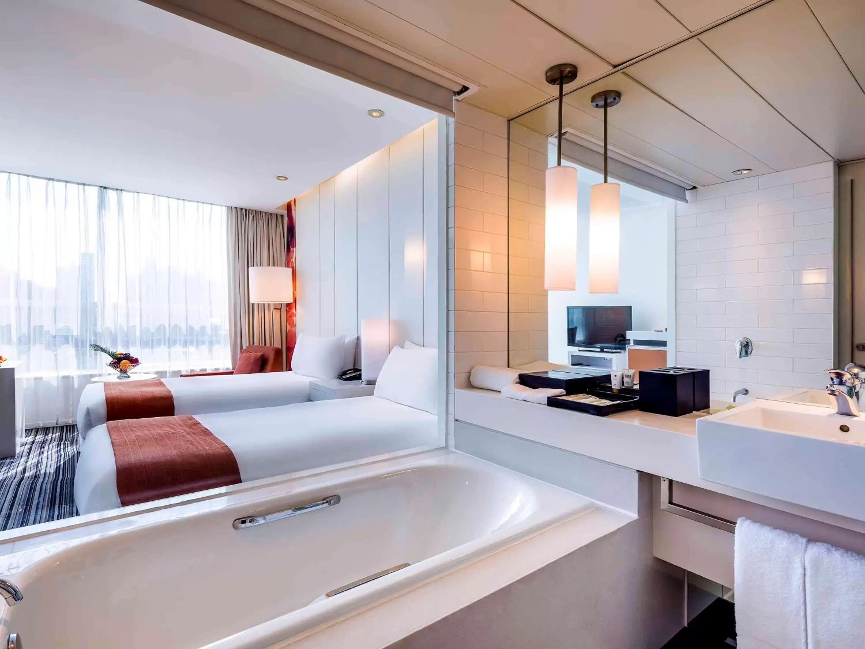 Photo of the whole room, Bathroom in Grand Mercure Shanghai Century Park