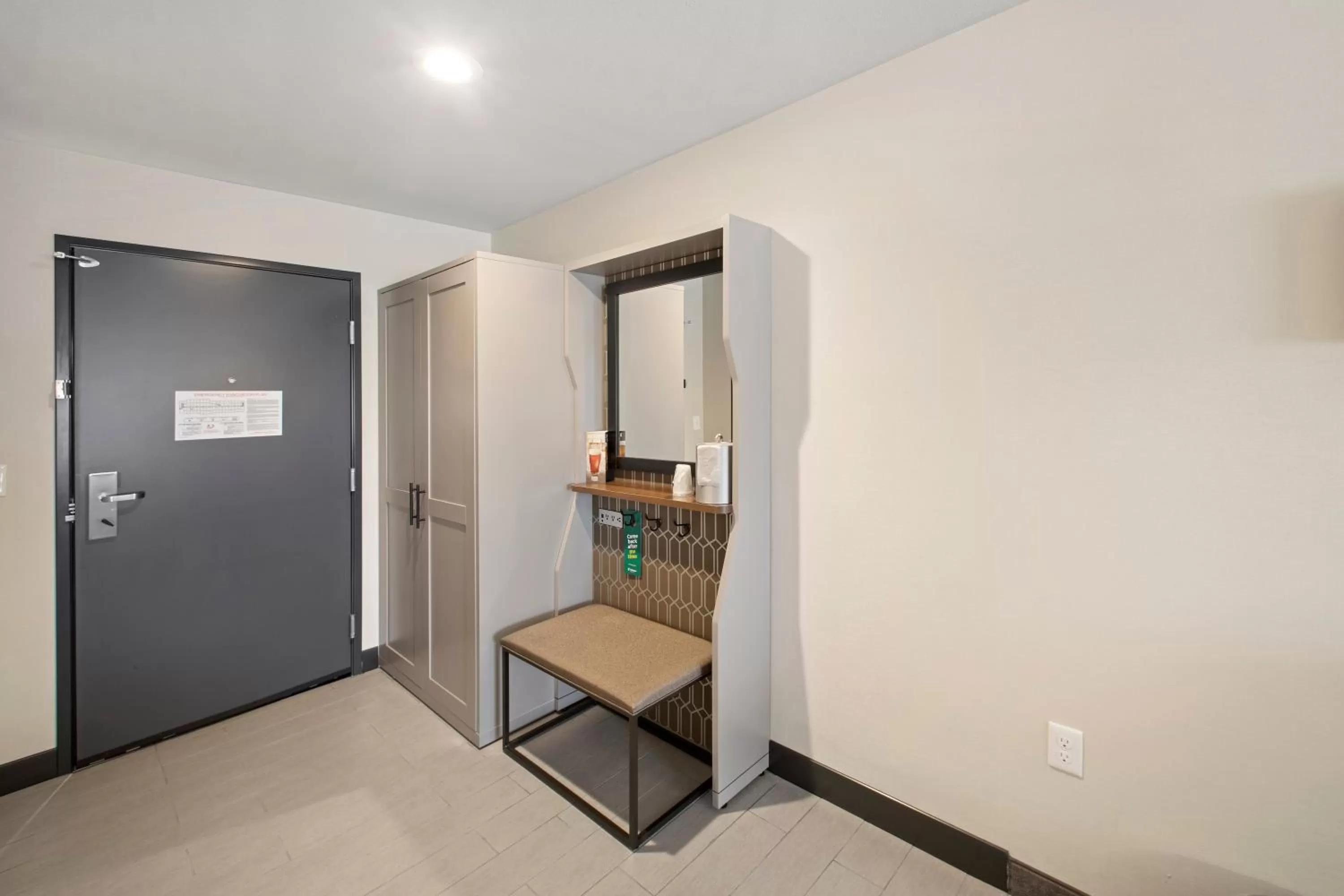 Photo of the whole room in Holiday Inn & Suites Decatur-Forsyth by IHG