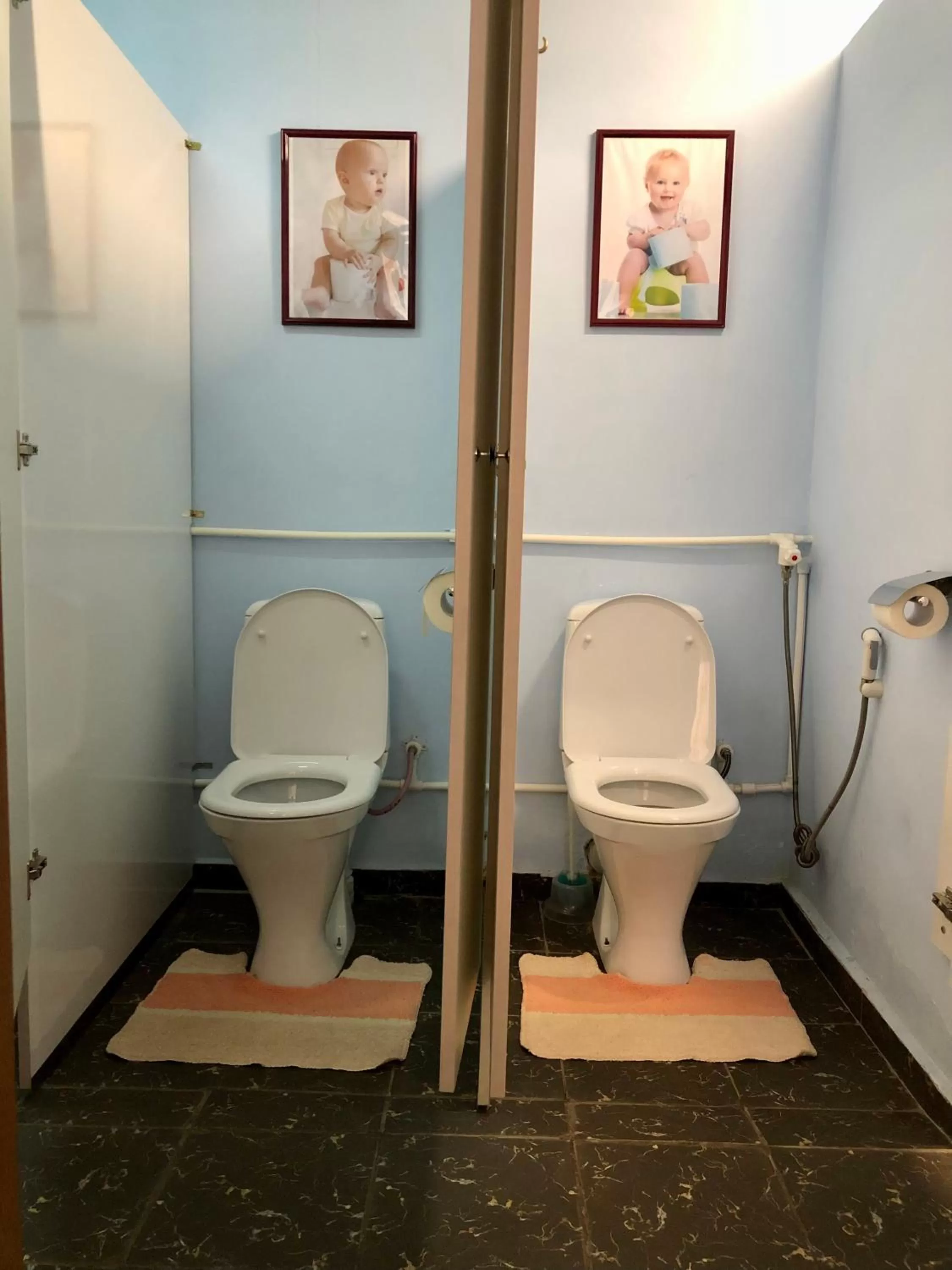 Toilet in ApartHotel in Alaverdi