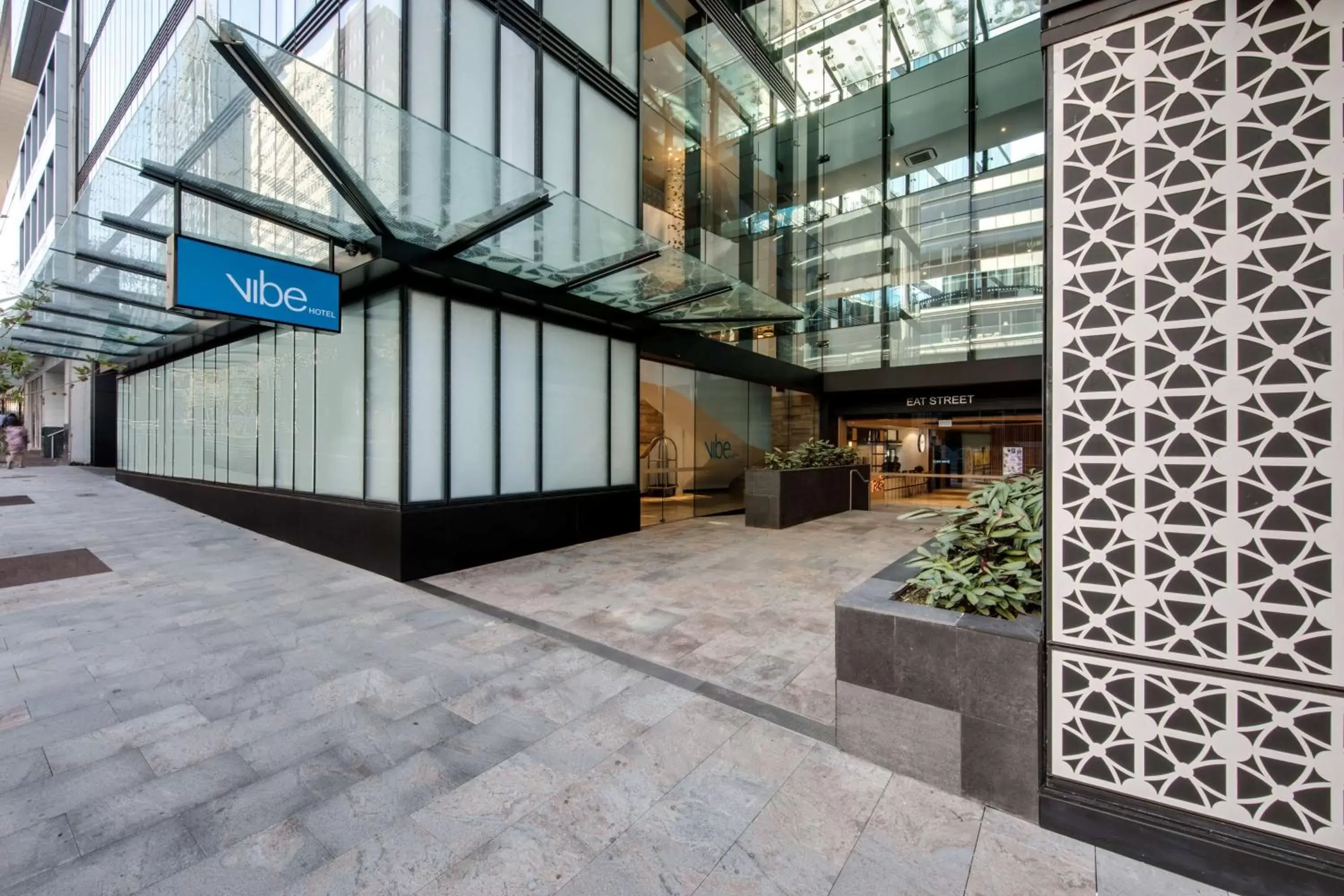 Property building in Vibe Hotel North Sydney Property building in Vibe Hotel North Sydney