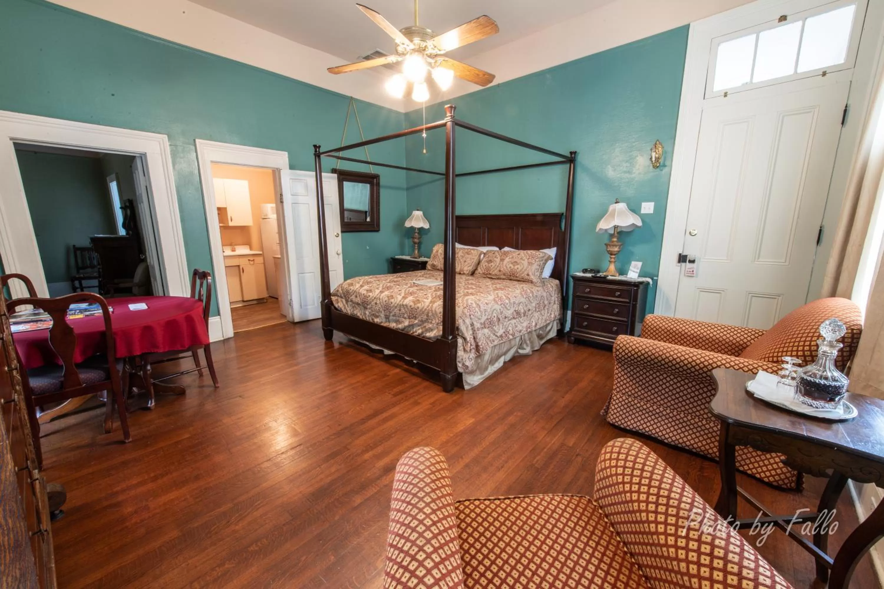 Kitchen or kitchenette in Edgar Degas House Historic Home and Museum