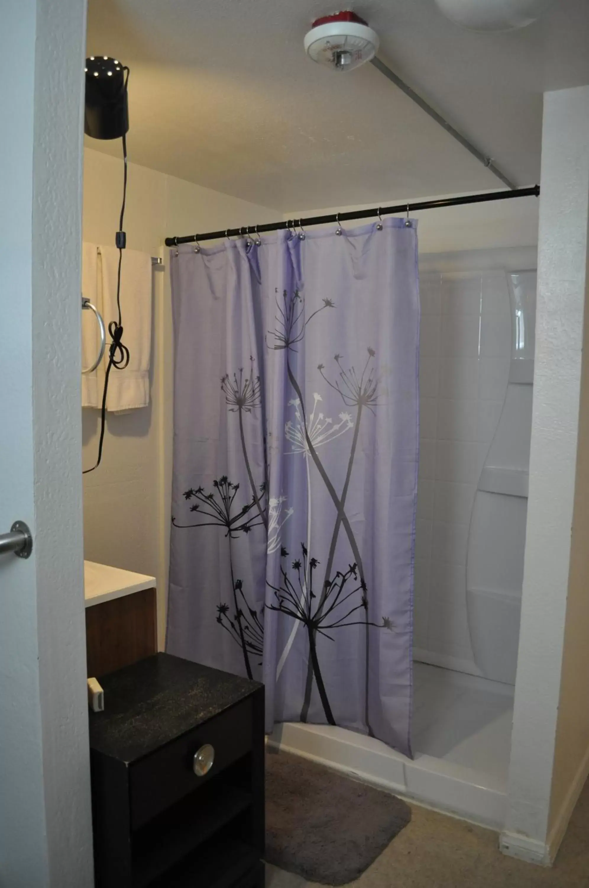 Shower, Bathroom in K7 Bed and Breakfast