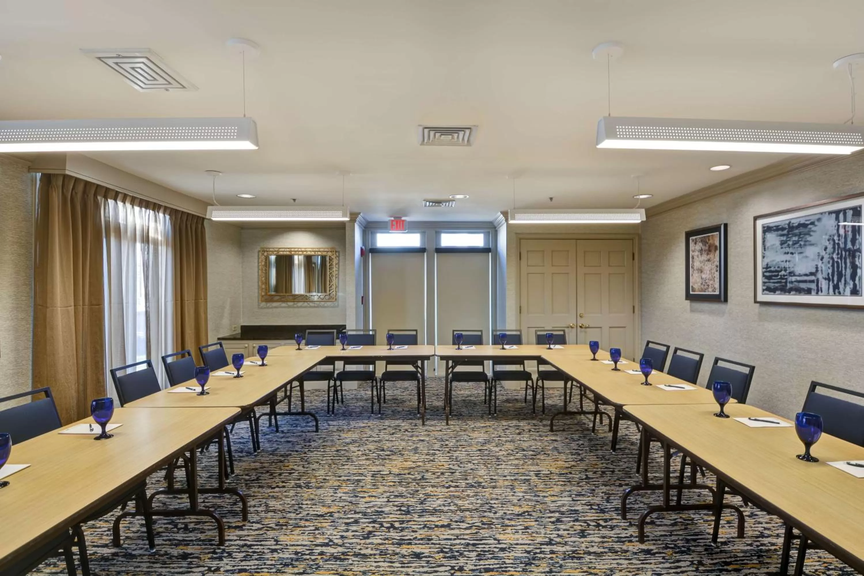 Meeting/conference room in Homewood Suites by Hilton Windsor Locks Hartford