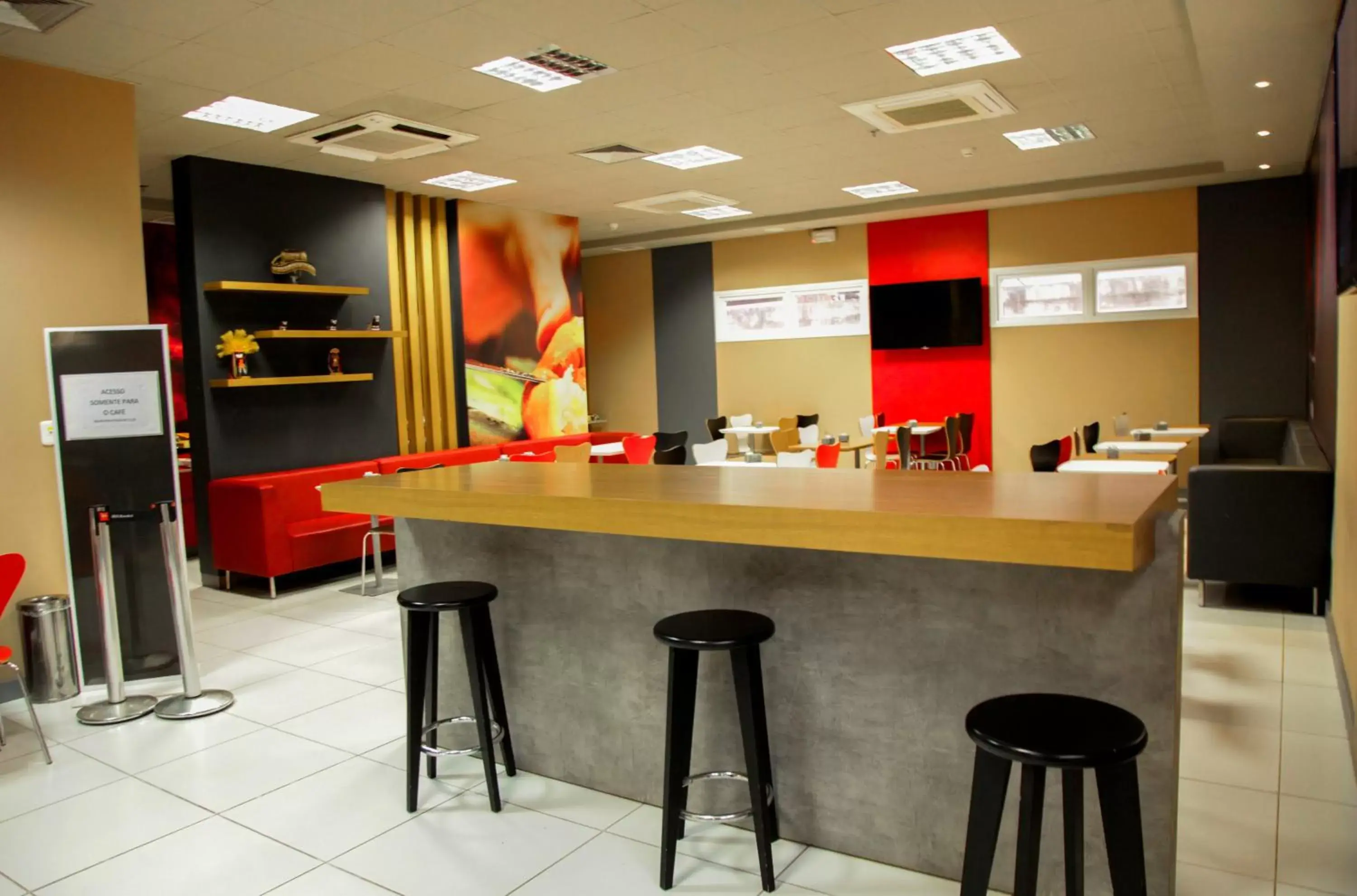 Business facilities in ibis Bacabal
