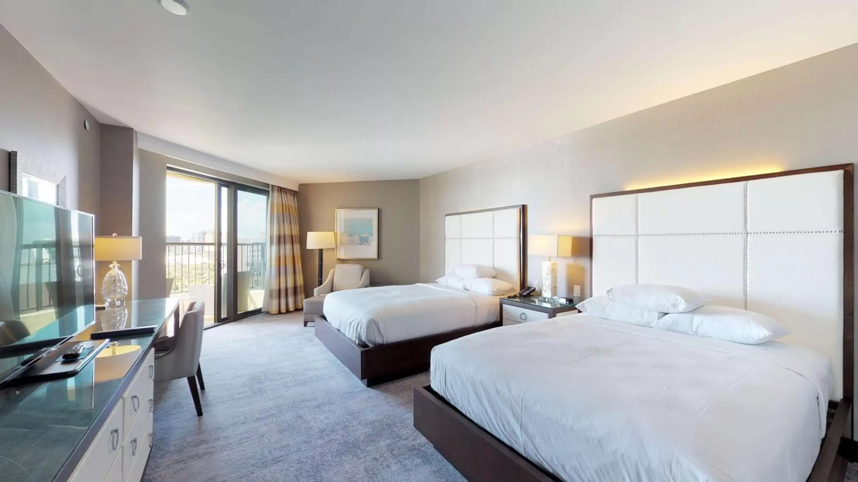 Bedroom in Hilton Marco Island Beach Resort and Spa