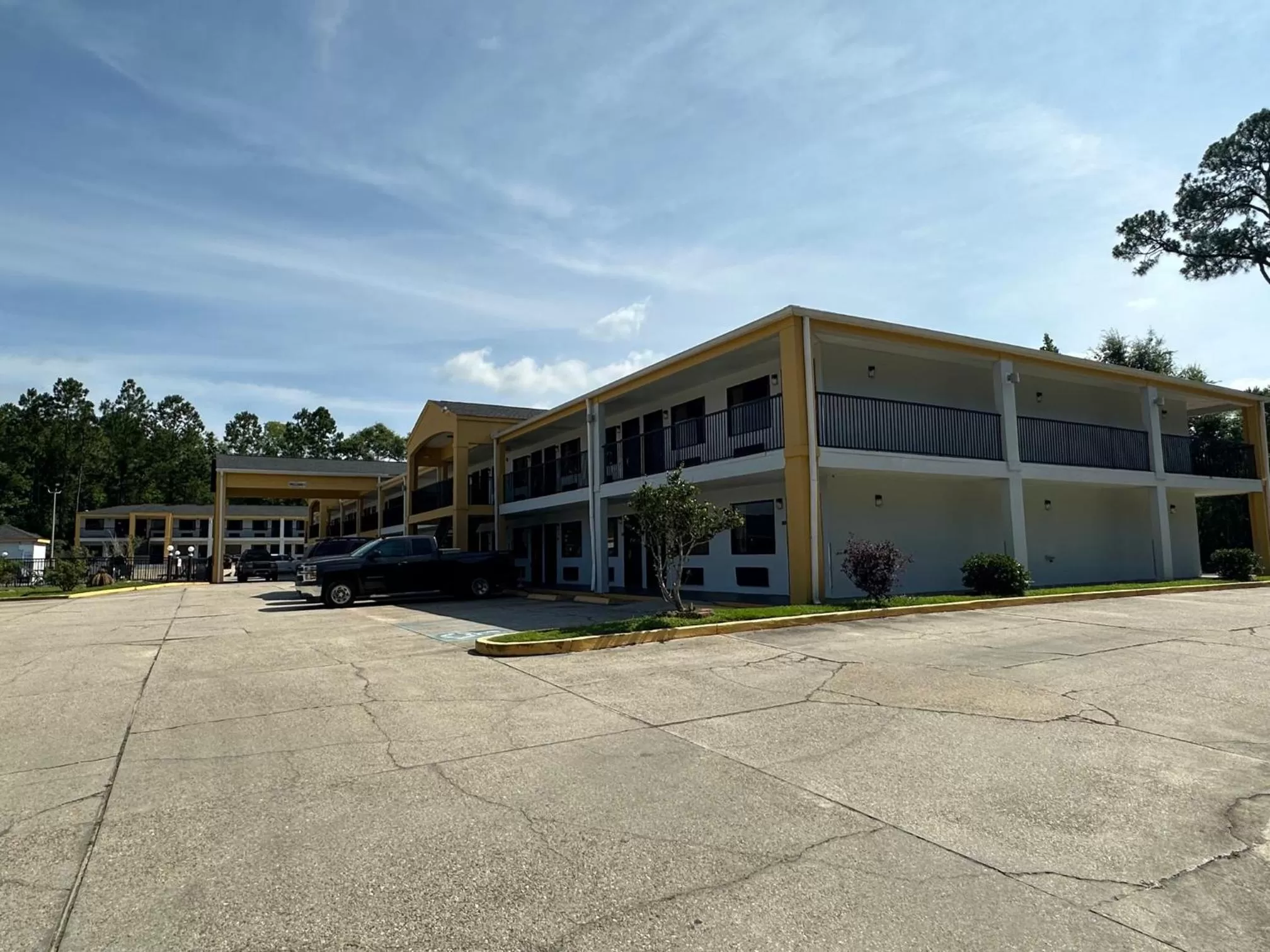 Property building in Super 8 by Wyndham Ocean Springs Biloxi