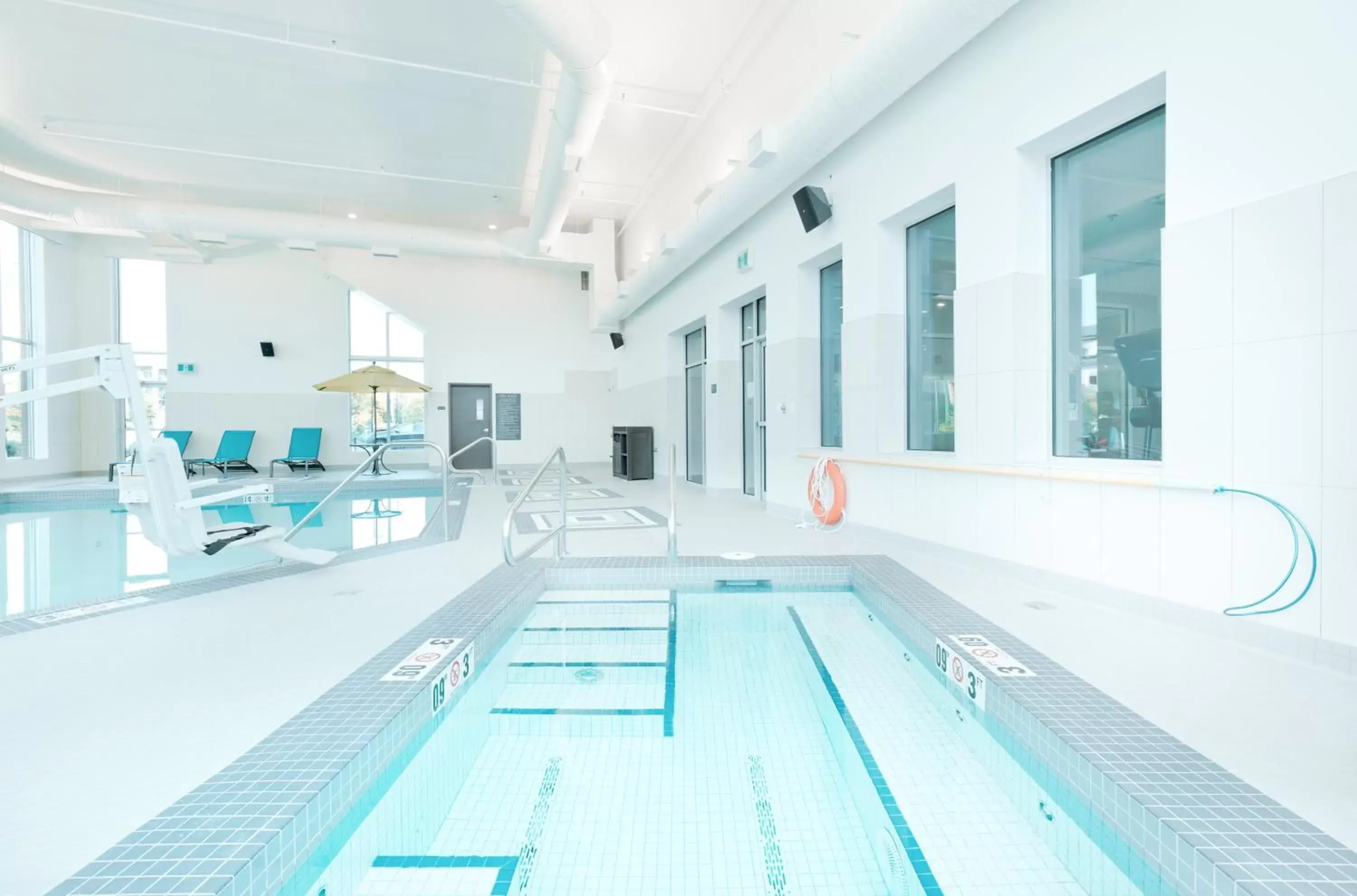 Swimming Pool in Hyatt Place Kelowna