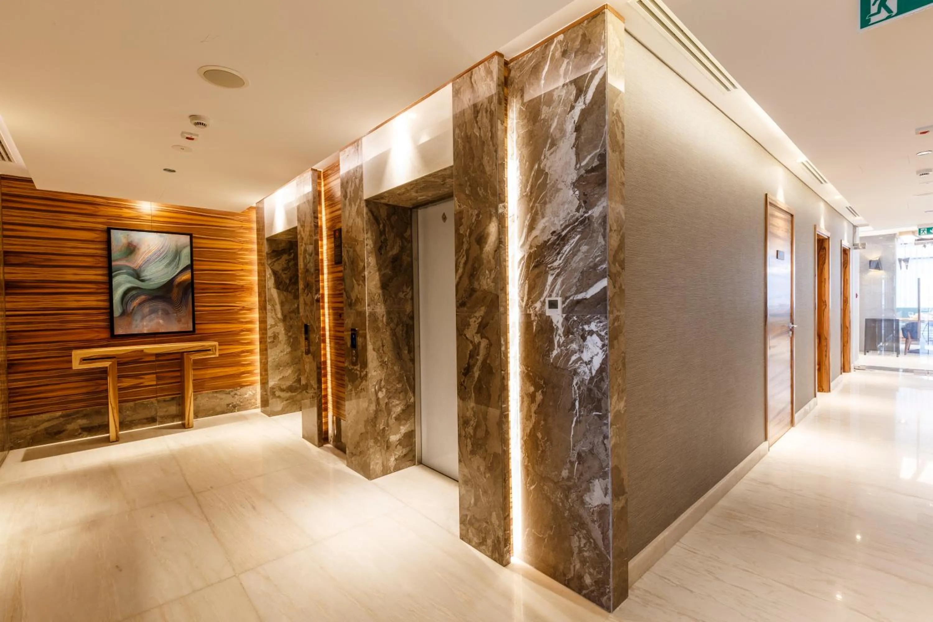 Lobby or reception in S19 Hotel-Al Jaddaf Metro Station