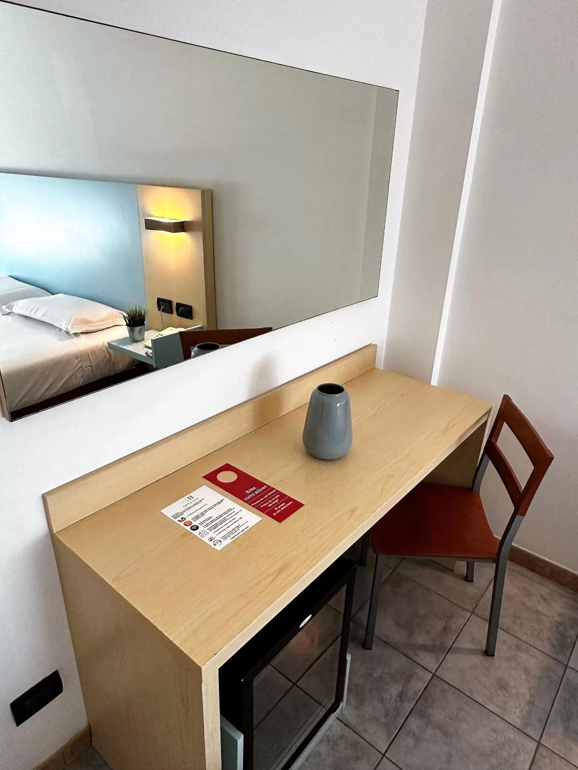 Bedroom, Bed in Hotel Grecale - Venturina Terme