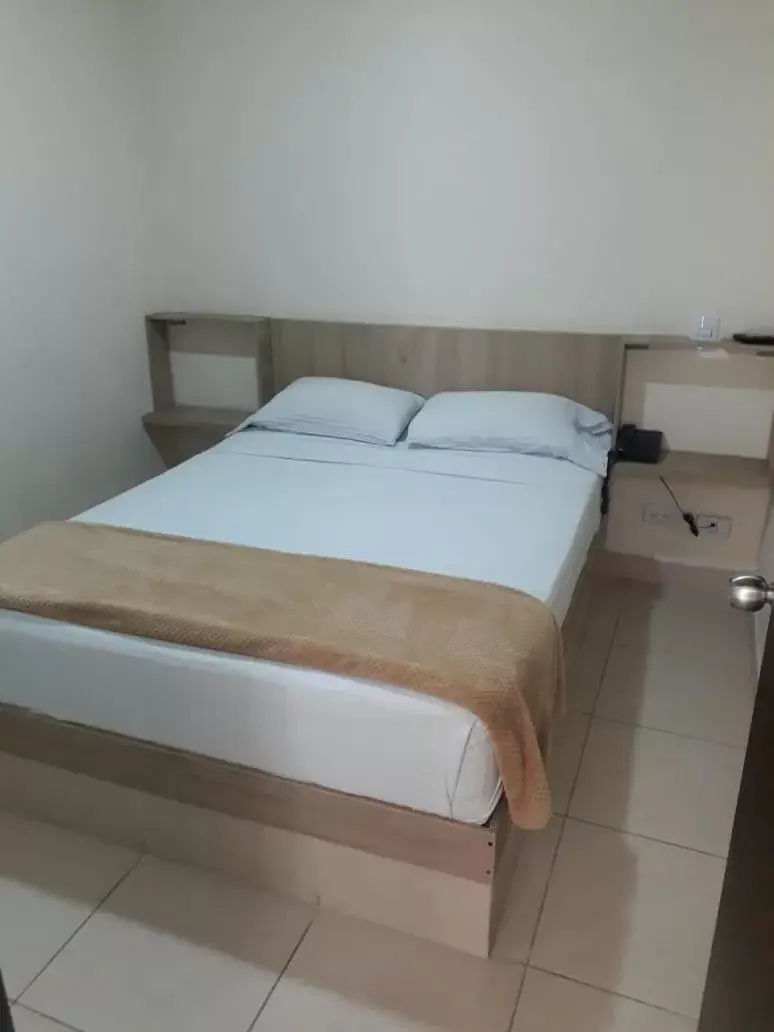 Bed in Hotel Ruiseñor Itagui