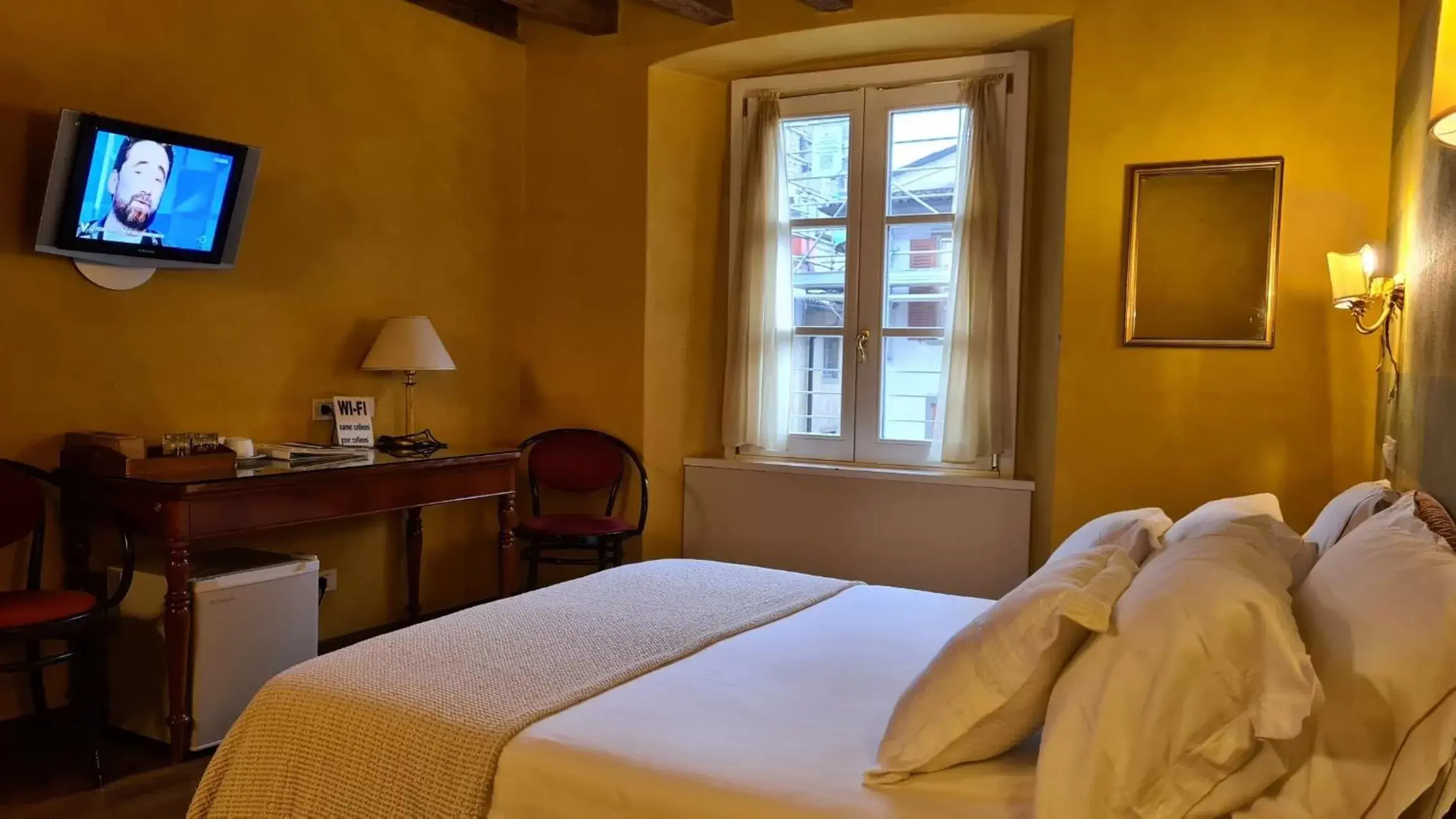 Bedroom, Bed in Hotel Piazza Vecchia