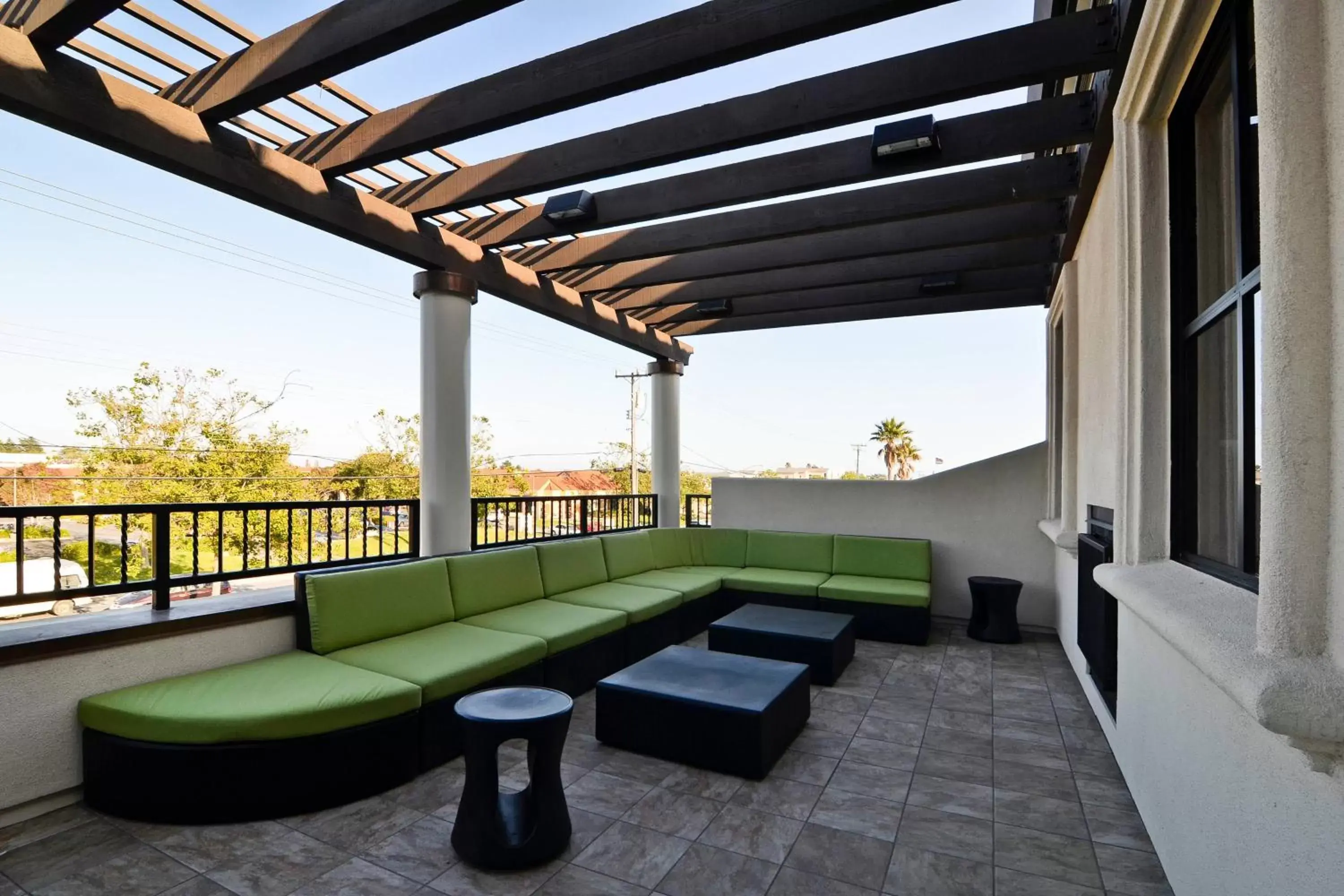 Breakfast, Balcony/Terrace in Fairfield Inn & Suites Santa Cruz - Capitola