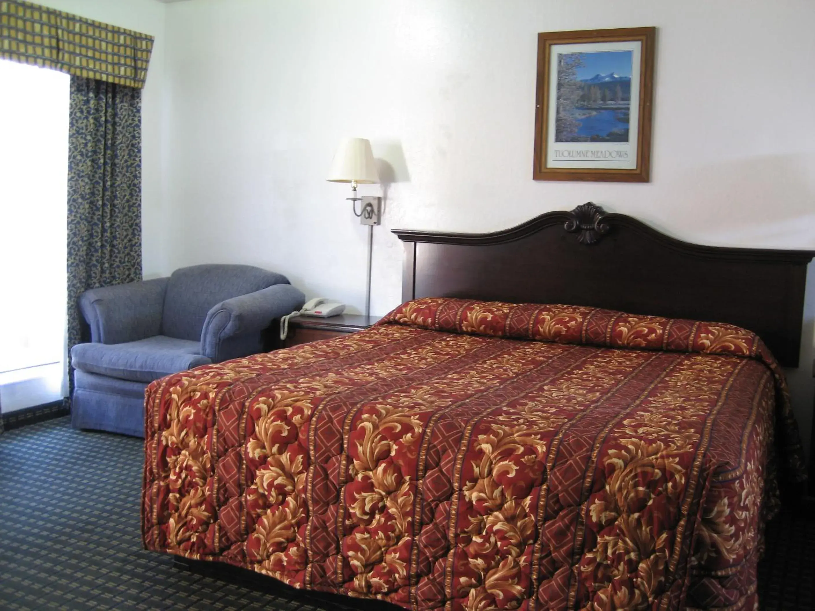 Decorative detail, Bed in Jamestown Railtown Motel