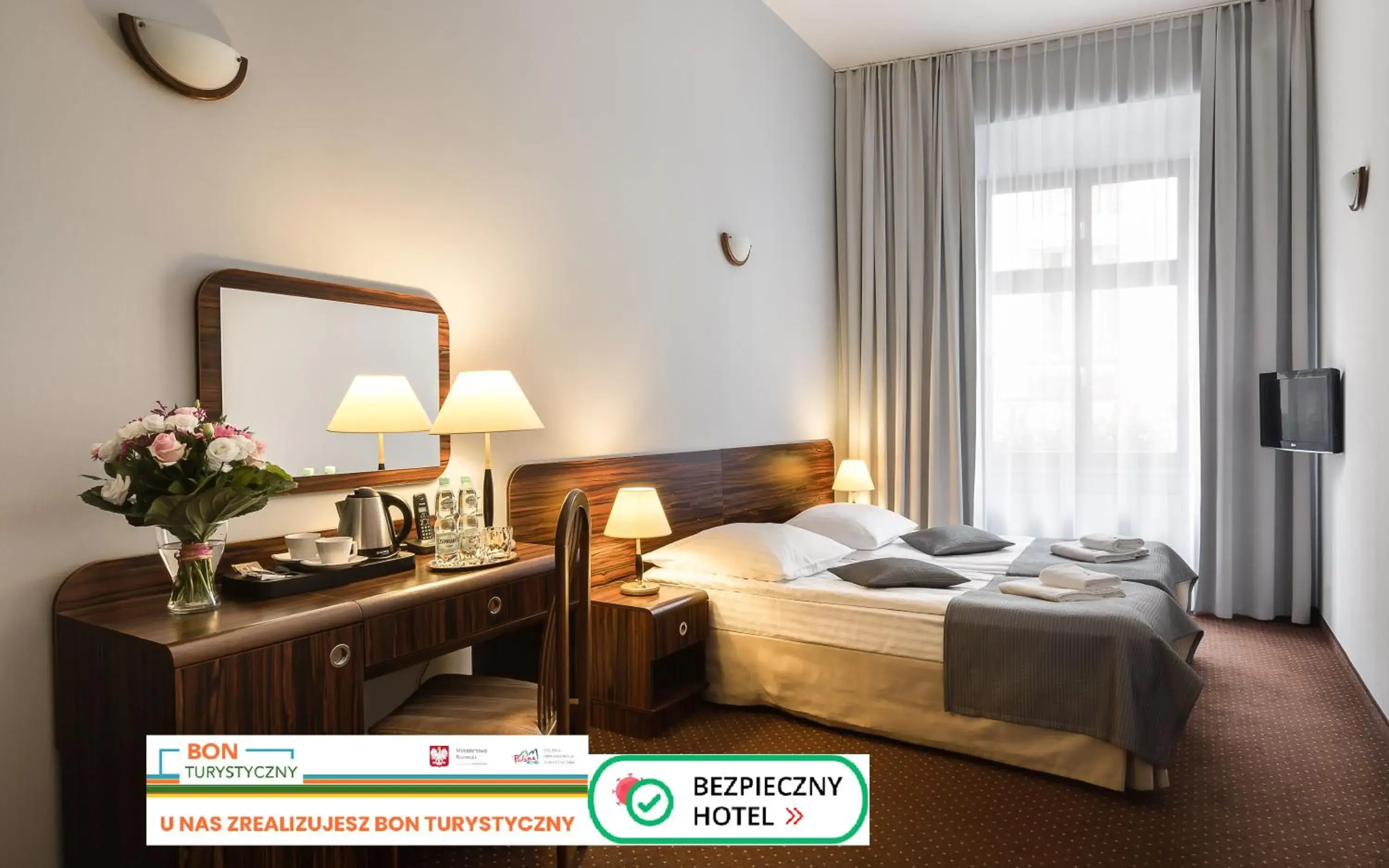 Logo/Certificate/Sign, Bed in Hotel Wit Stwosz Logo/Certificate/Sign, Bed in Hotel Wit Stwosz