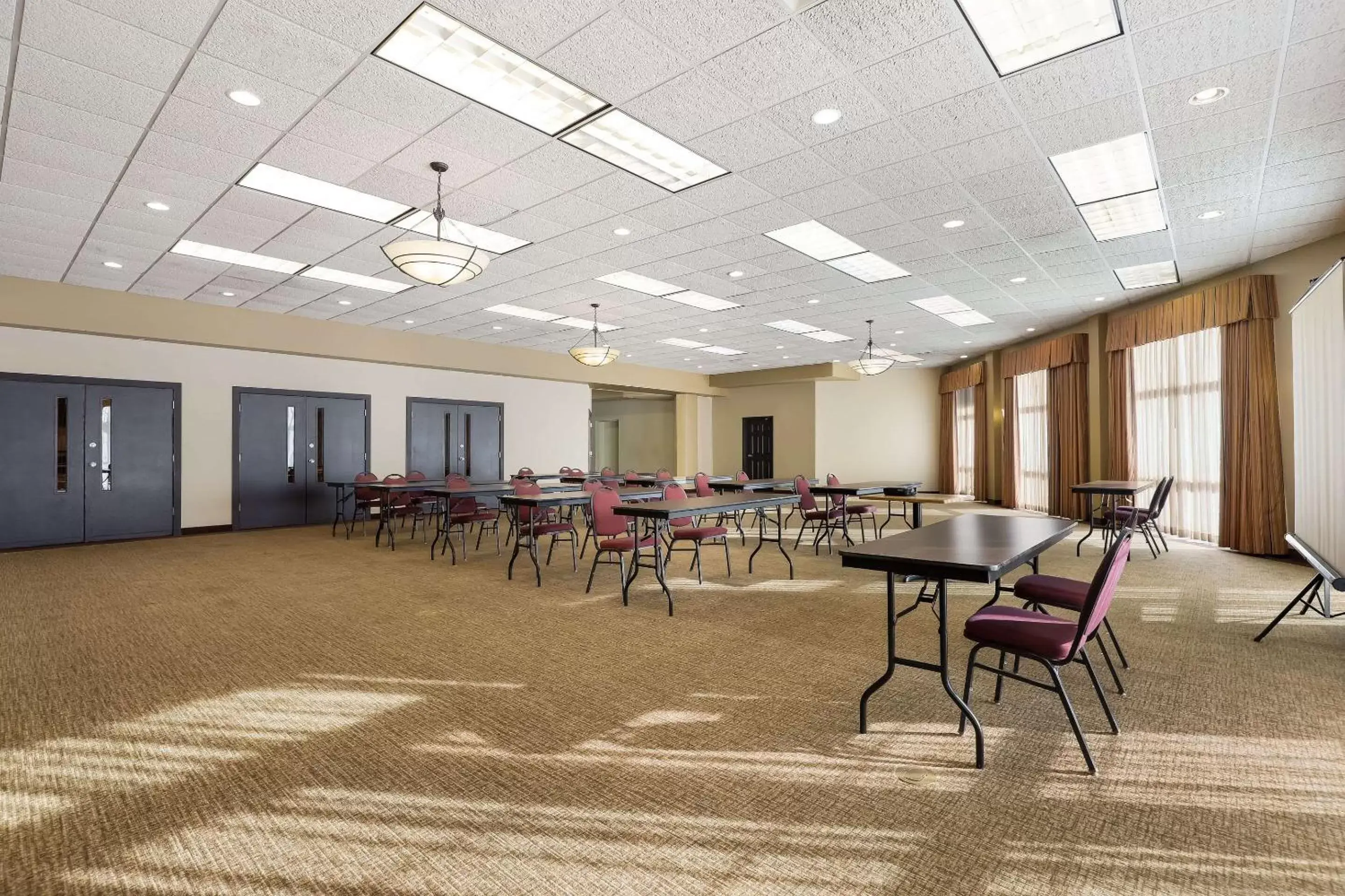 Meeting/conference room in MainStay Suites Fitchburg - Madison