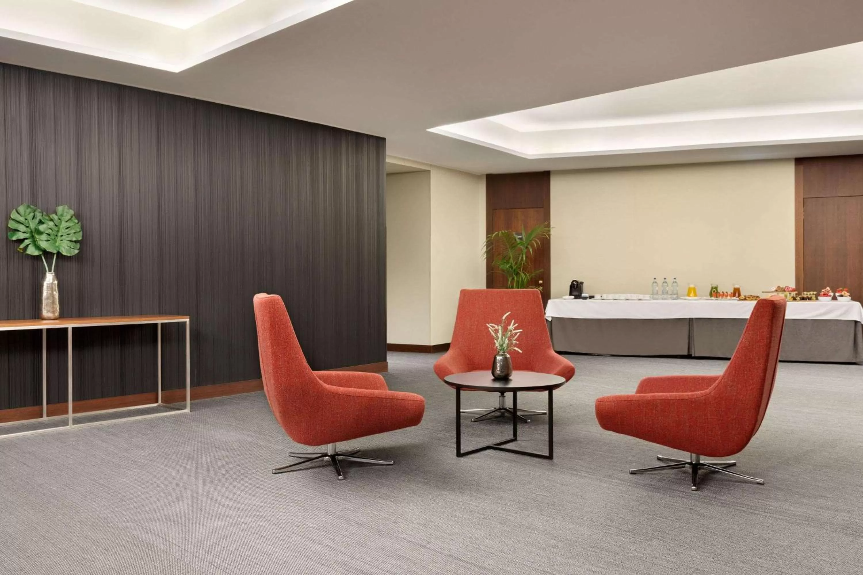 Business facilities in Ramada by Wyndham Lisbon